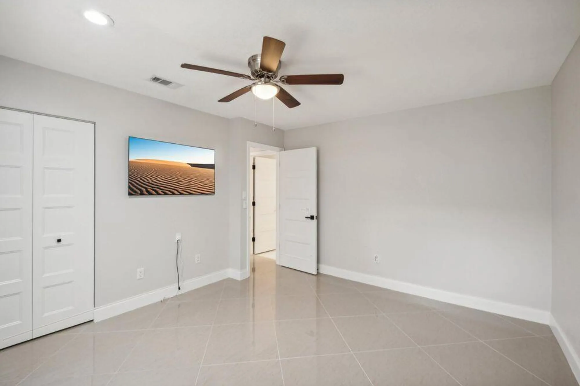 Property Slideshow image 16 of 38 | 21662 arriba real apt 44f, Boca Raton, FL, 33433