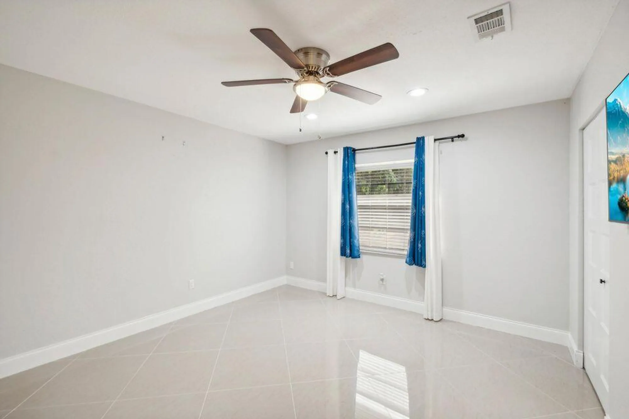 Property Slideshow image 17 of 38 | 21662 arriba real apt 44f, Boca Raton, FL, 33433