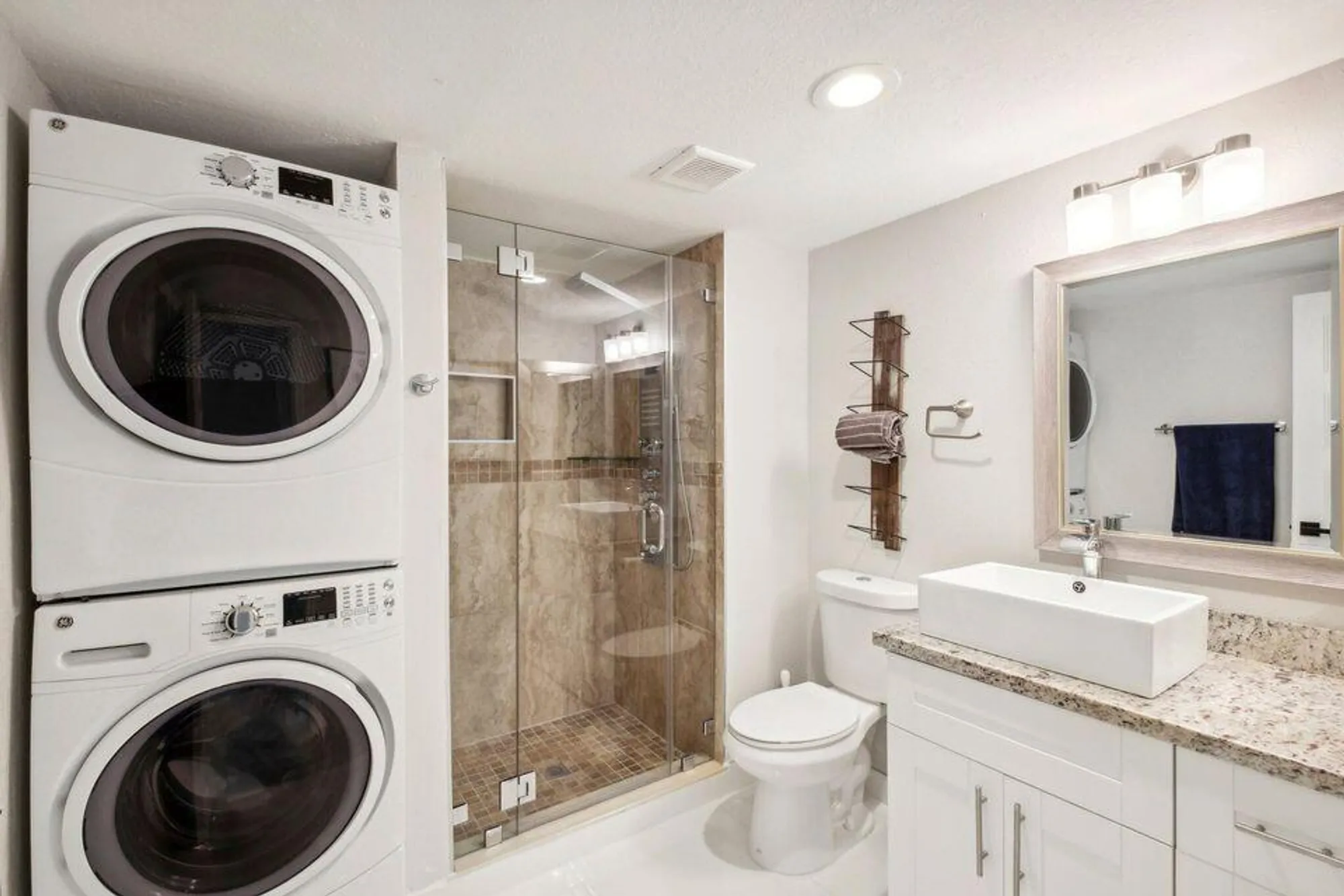 Property Slideshow image 19 of 38 | 21662 arriba real apt 44f, Boca Raton, FL, 33433