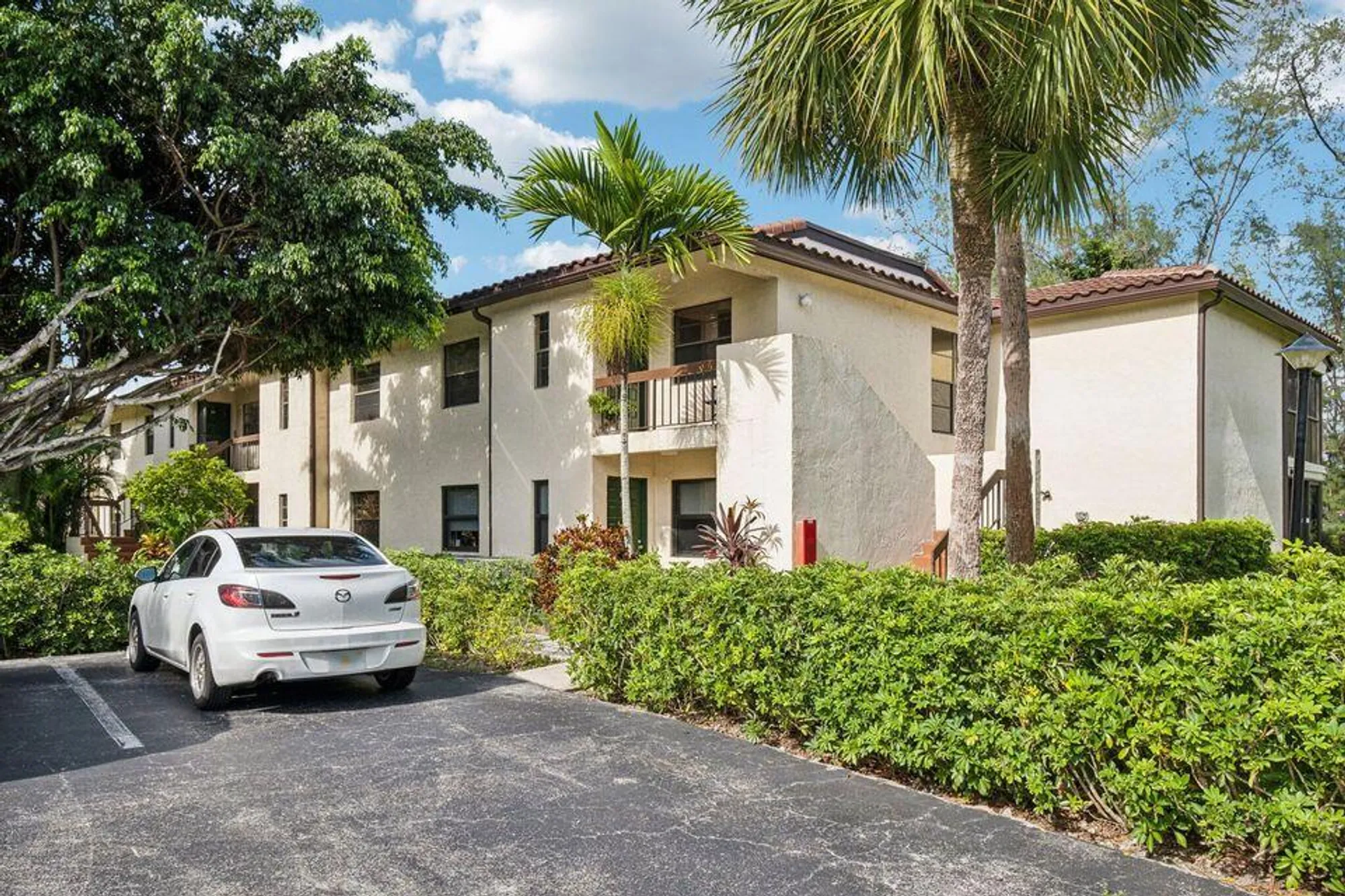 Property Slideshow image 34 of 38 | 21662 arriba real apt 44f, Boca Raton, FL, 33433