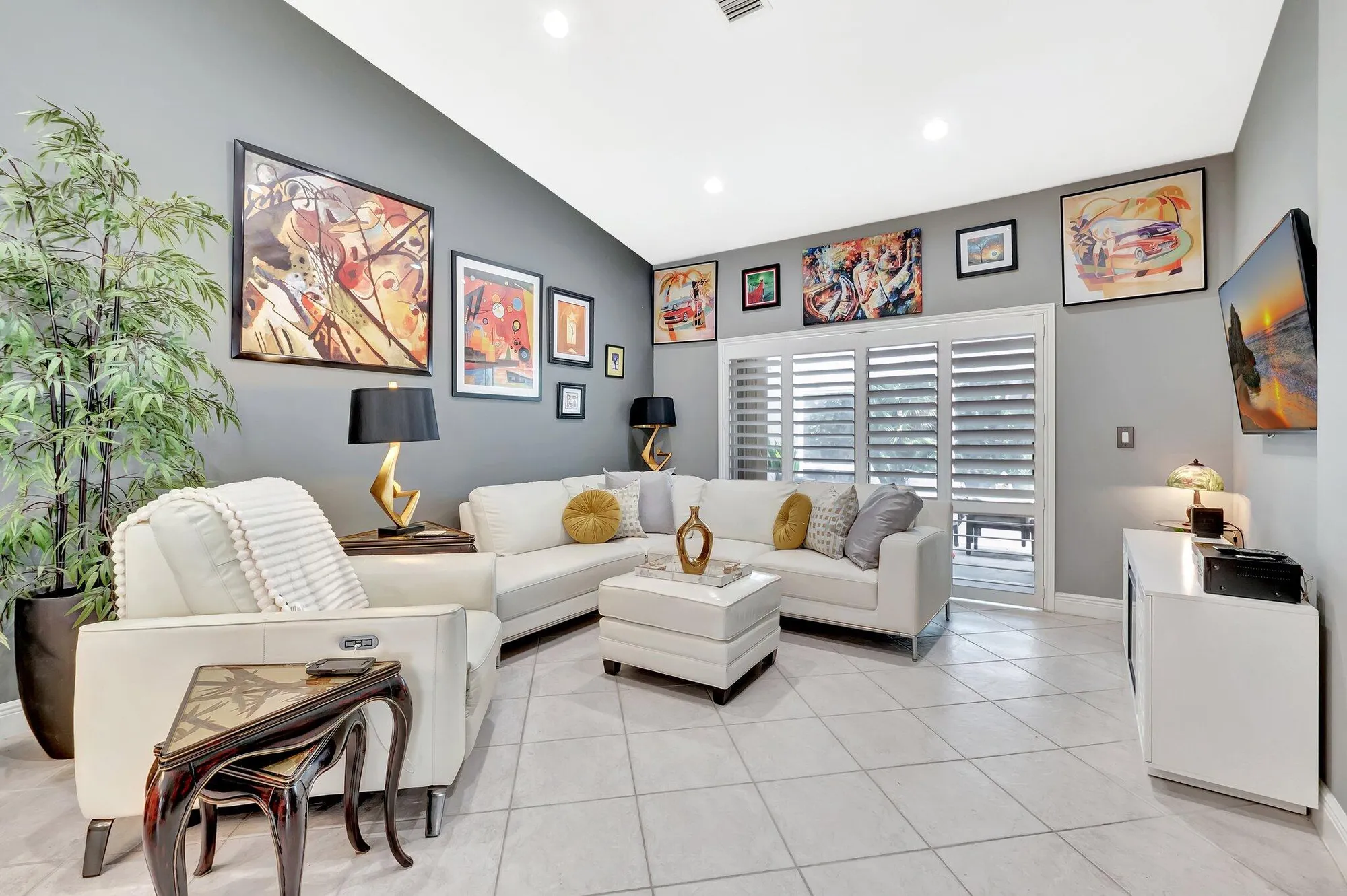 Property Slideshow image 10 of 68 | 15432 rosaire ln, Delray Beach, FL, 33484