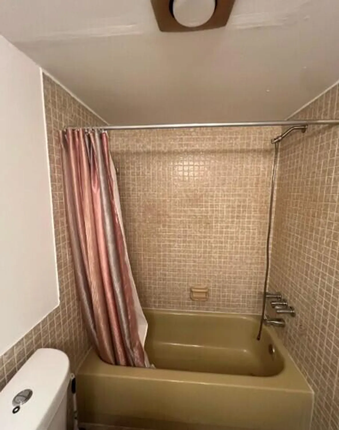 Property Slideshow image 4 of 8 | 4740 nw 21st st 101, Lauderhill, FL, 33313