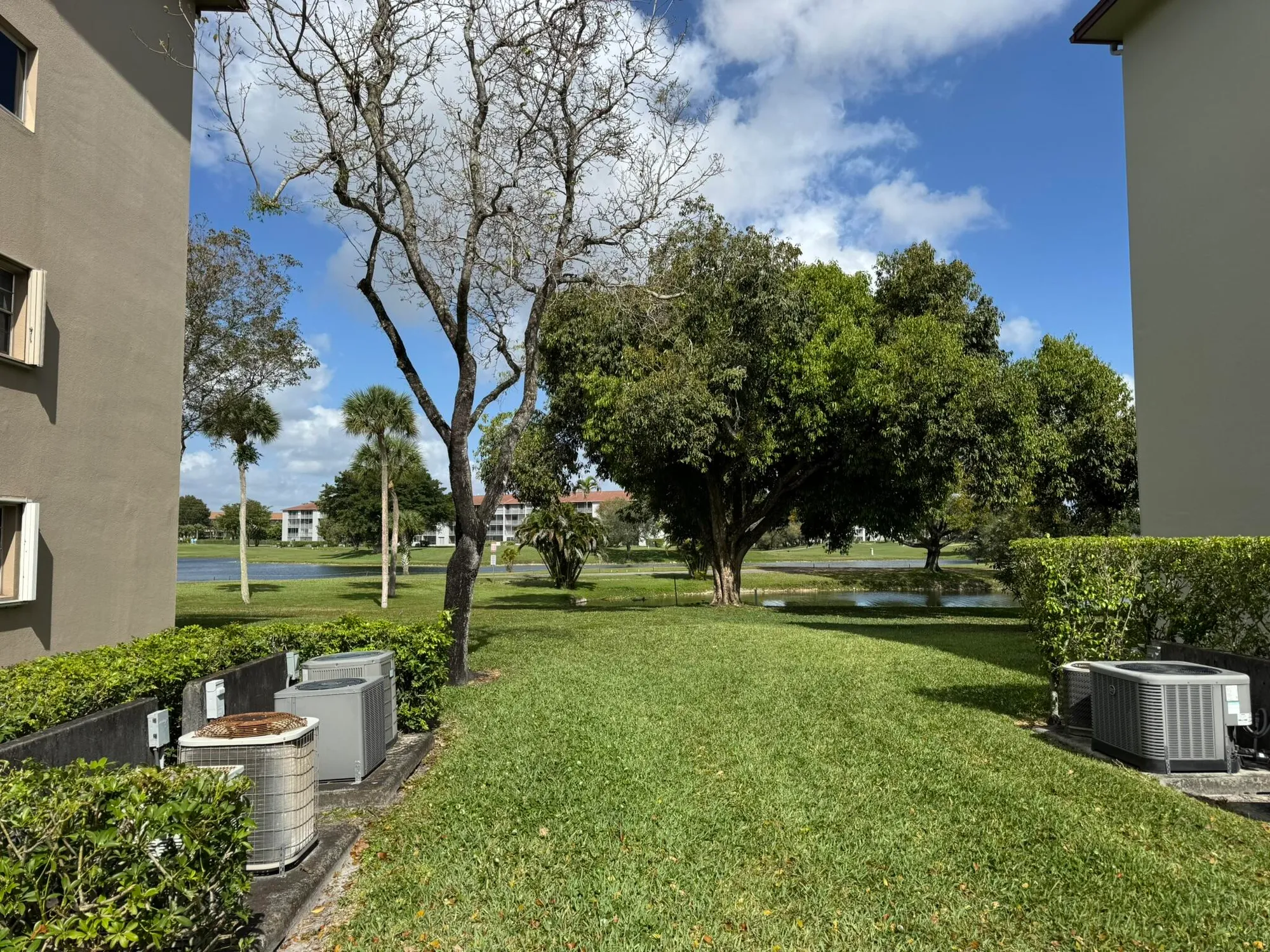 Property Slideshow image 5 of 15 | 850 sw 133rd ter apt 315b, Pembroke Pines, FL, 33027
