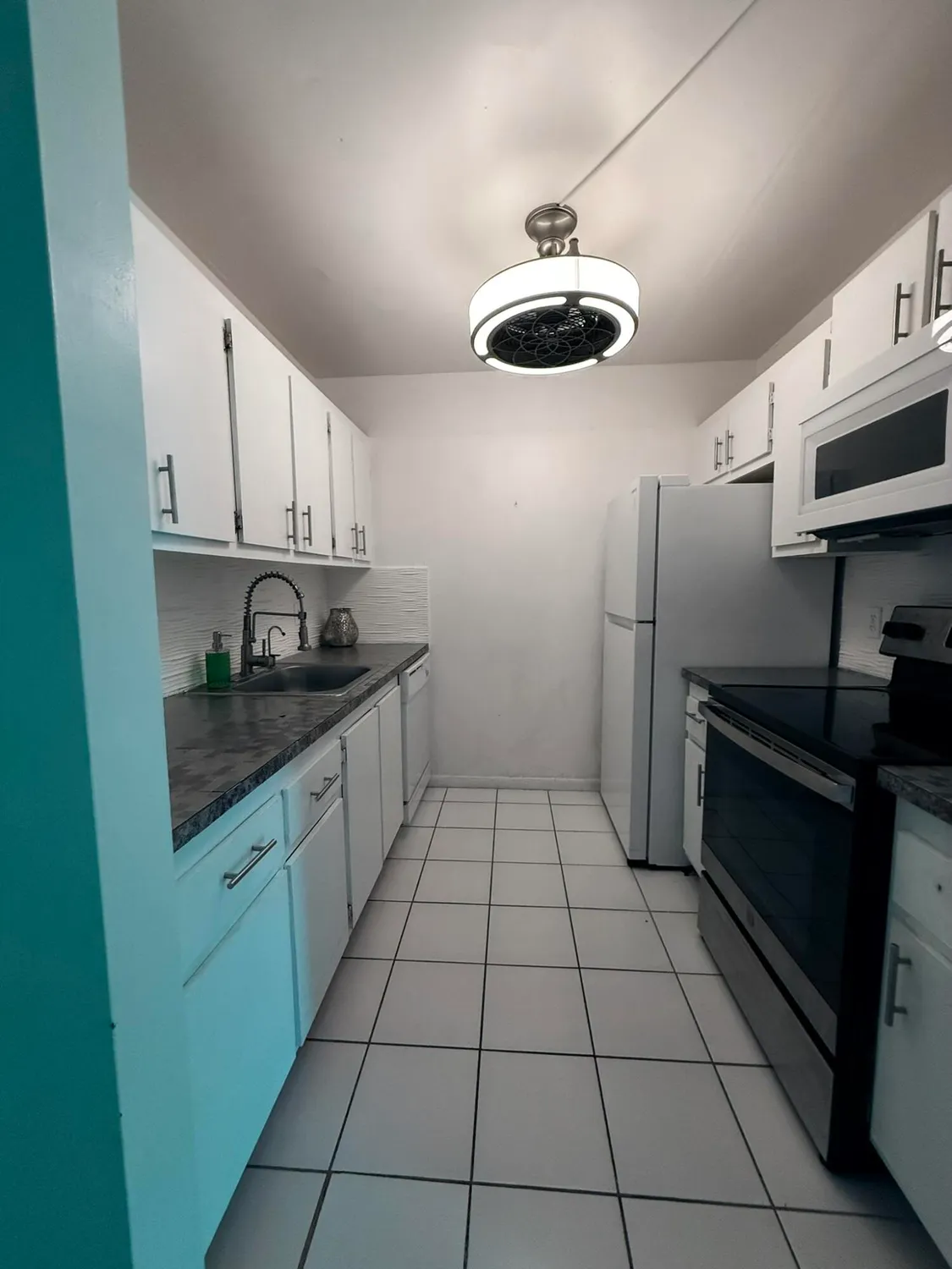 Property Slideshow image 15 of 15 | 850 sw 133rd ter apt 315b, Pembroke Pines, FL, 33027