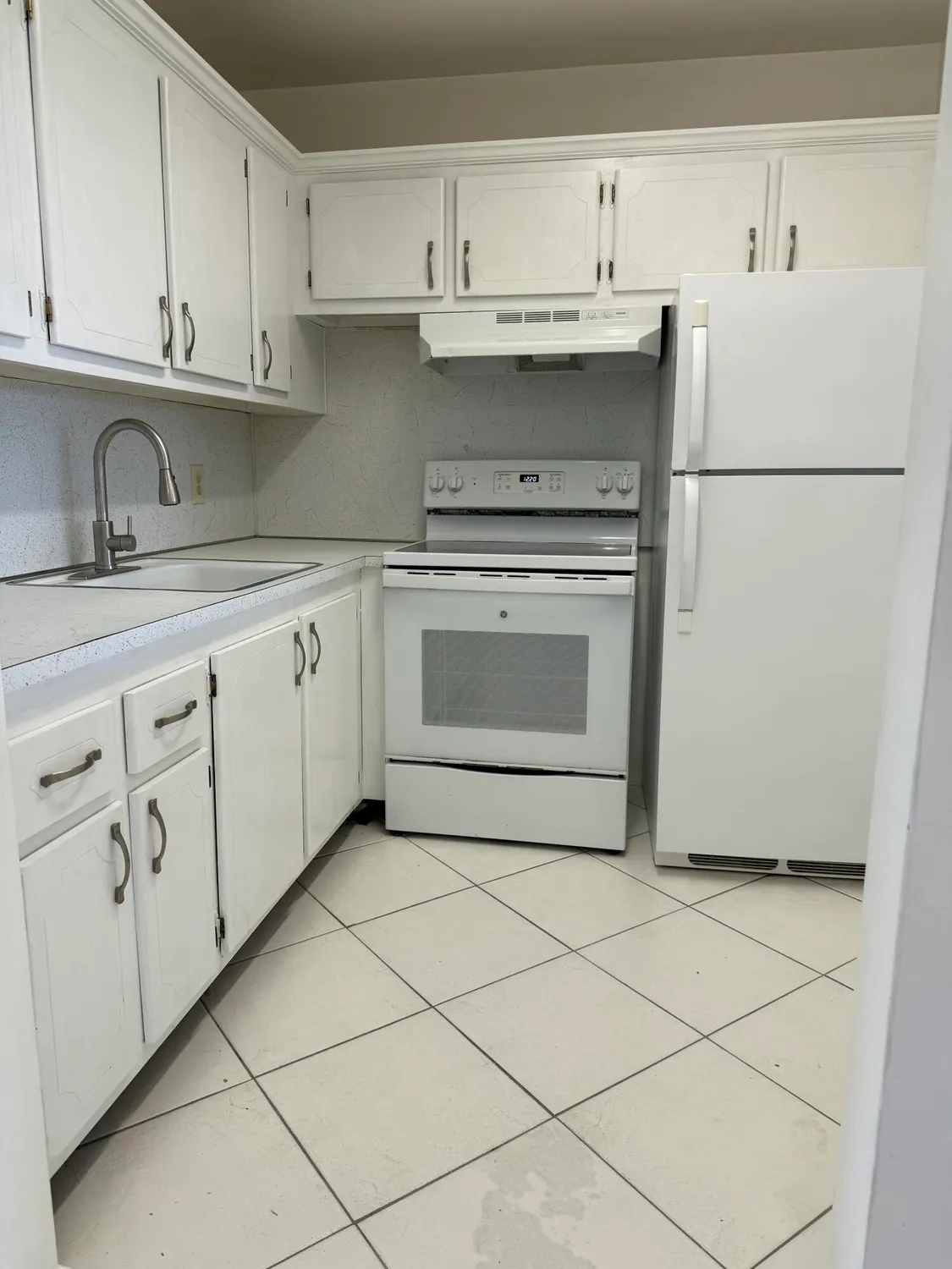 Property Slideshow image 6 of 11 | 344 northampton q, West Palm Beach, FL, 33417