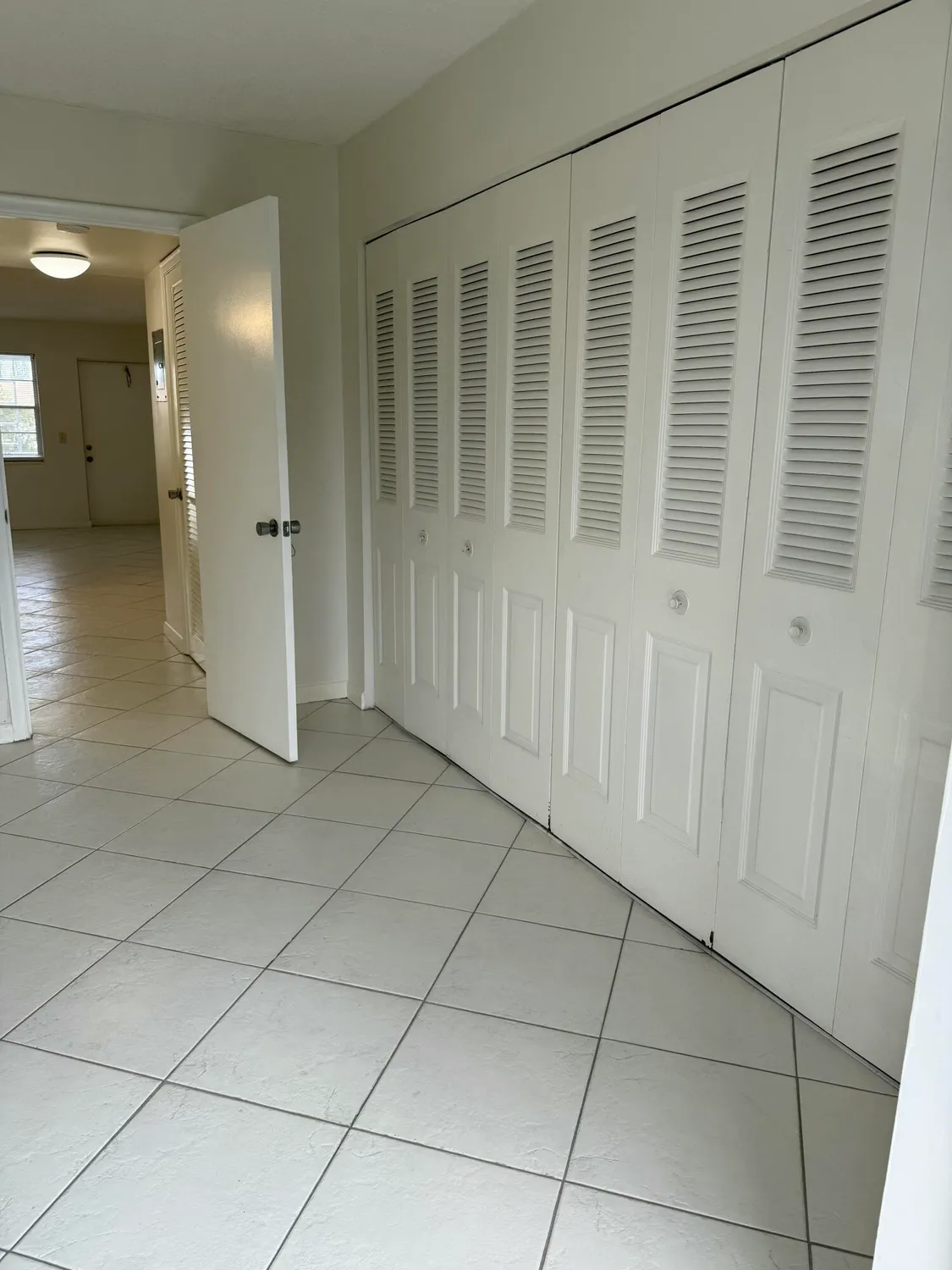 Property Slideshow image 9 of 11 | 344 northampton q, West Palm Beach, FL, 33417