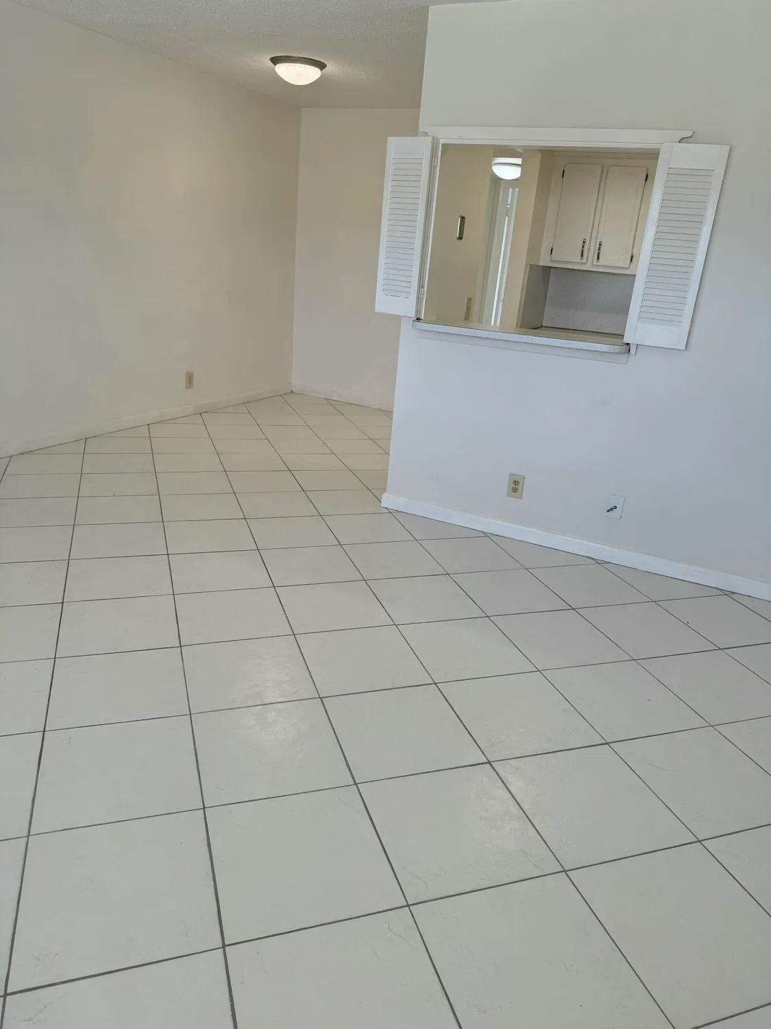 Property Slideshow image 5 of 11 | 344 northampton q, West Palm Beach, FL, 33417