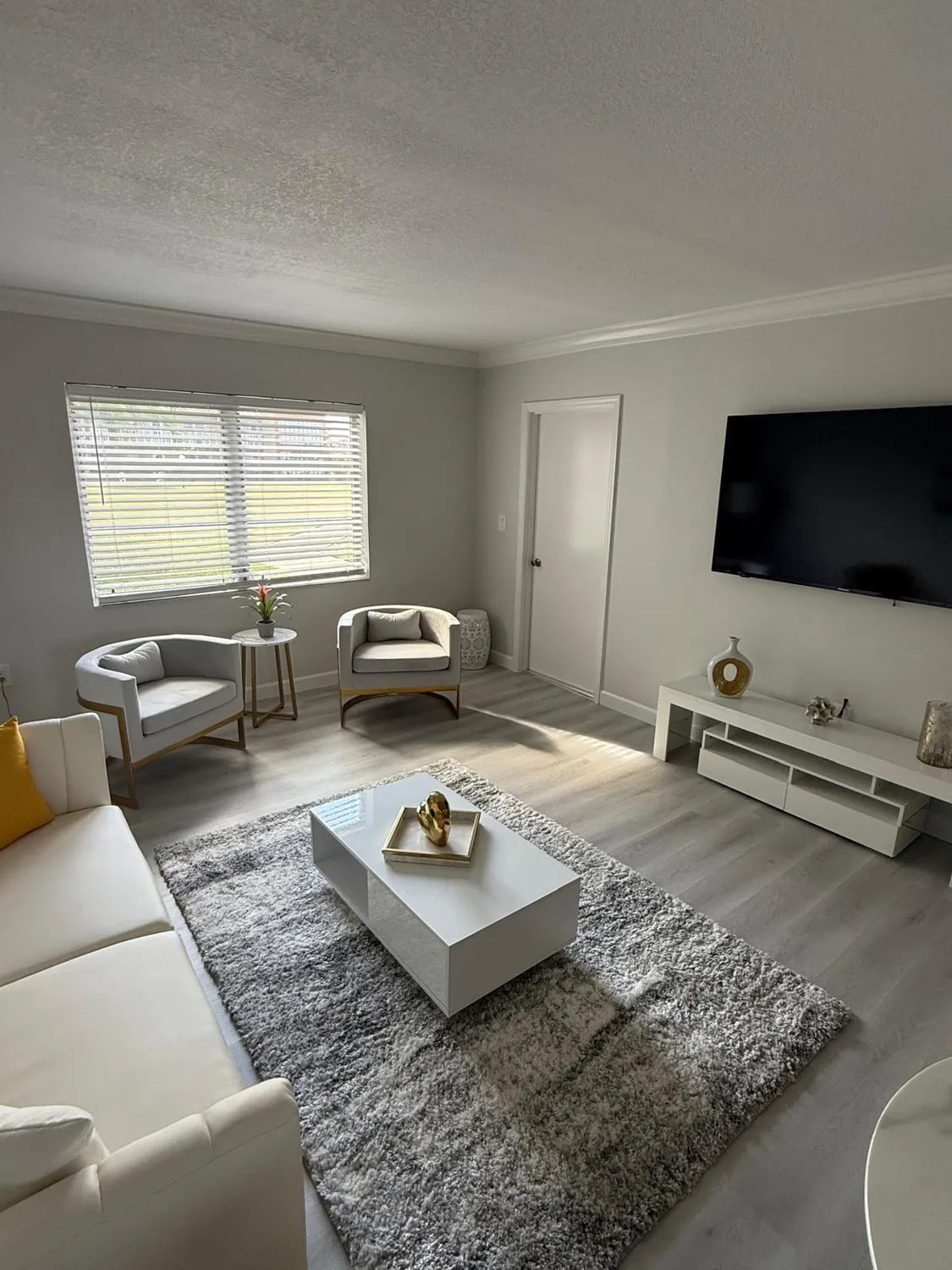 Property Slideshow image 1 of 15 | 9810 marina blvd apt 1115, Boca Raton, FL, 33428