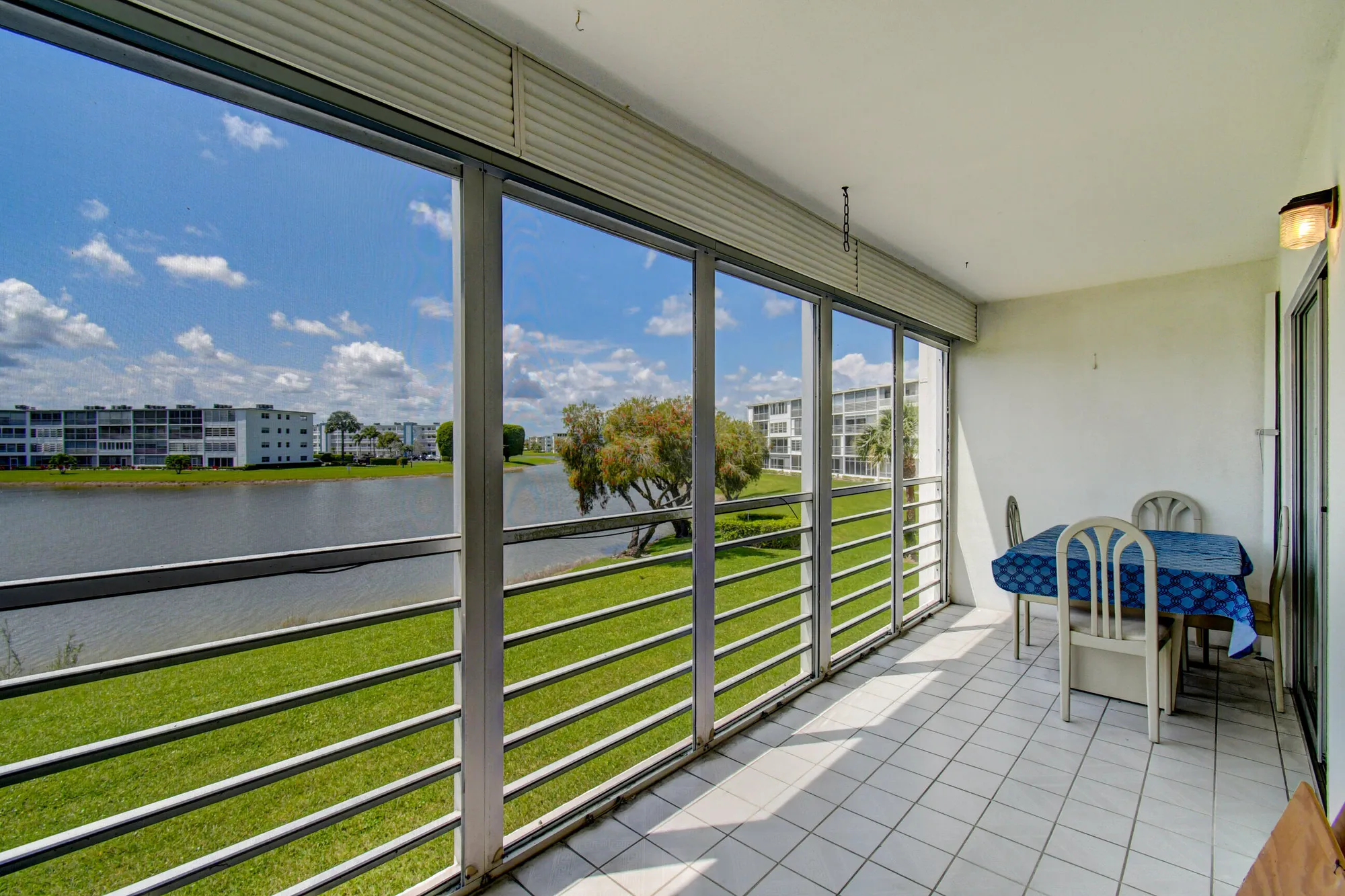 Property Slideshow image 16 of 60 | 2070 guildford d, Boca Raton, FL, 33434