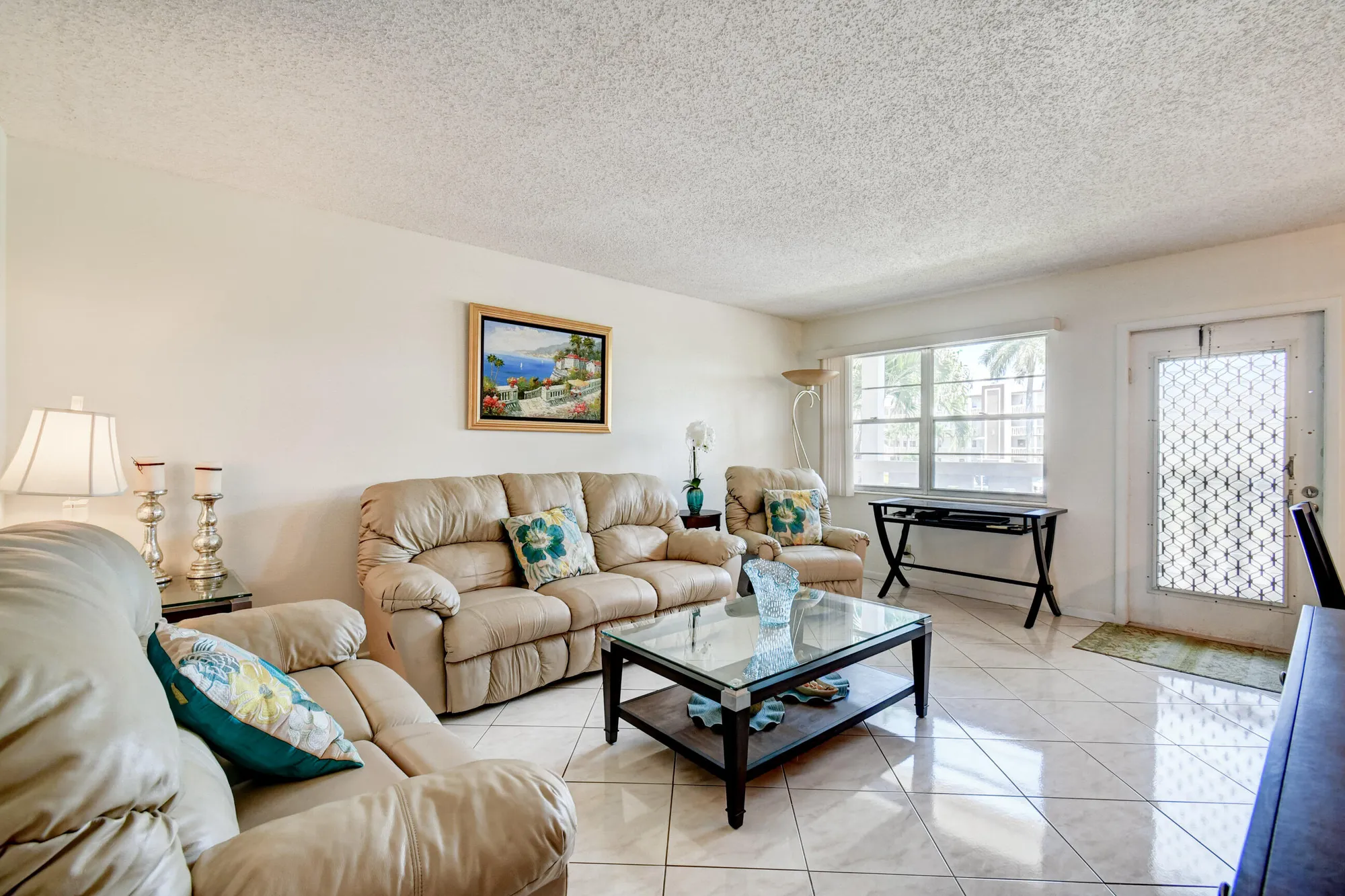 Property Slideshow image 6 of 60 | 2070 guildford d, Boca Raton, FL, 33434