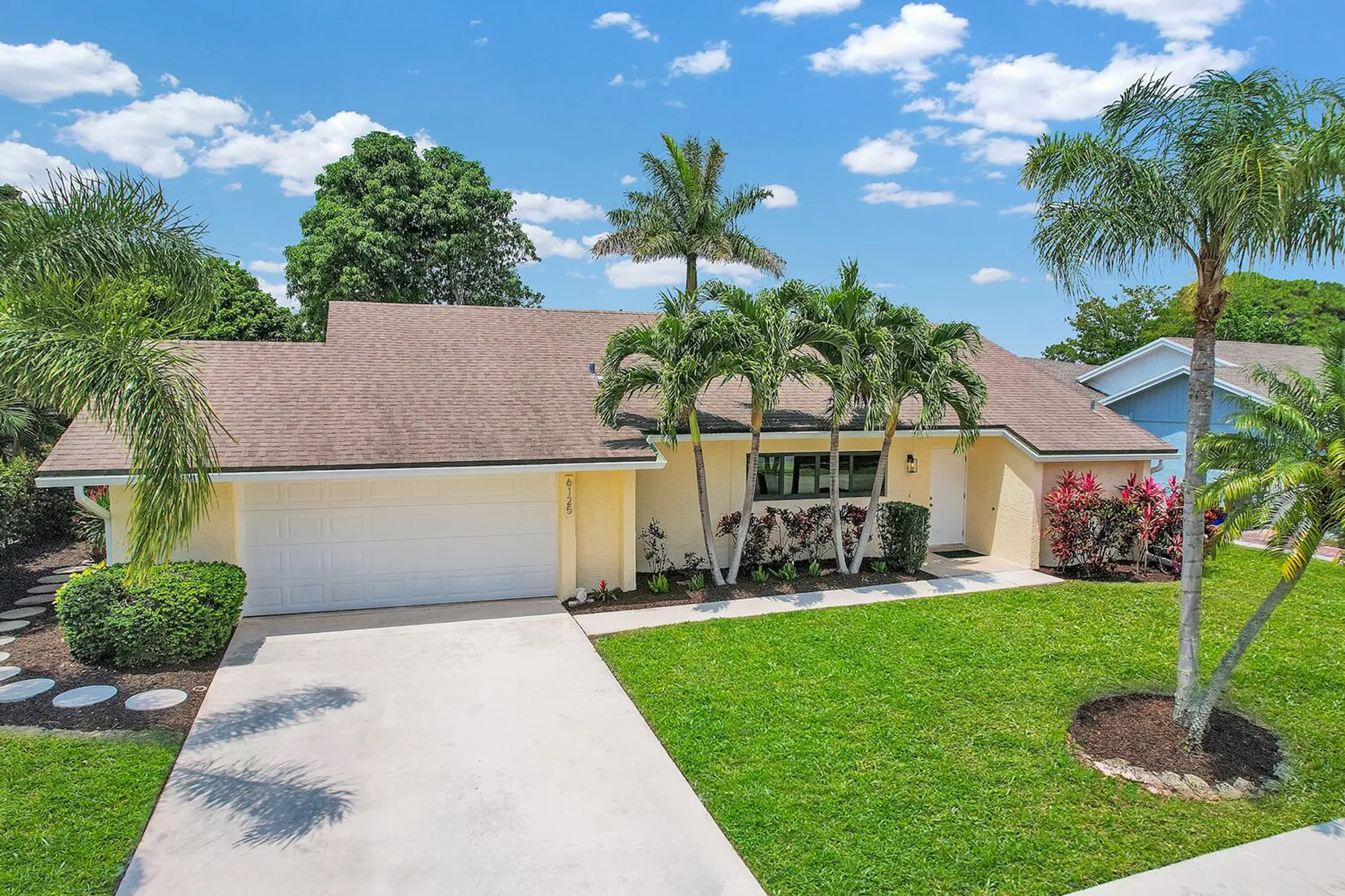Property Slideshow image 1 of 34 | 6125 winding brook way, Delray Beach, FL, 33484