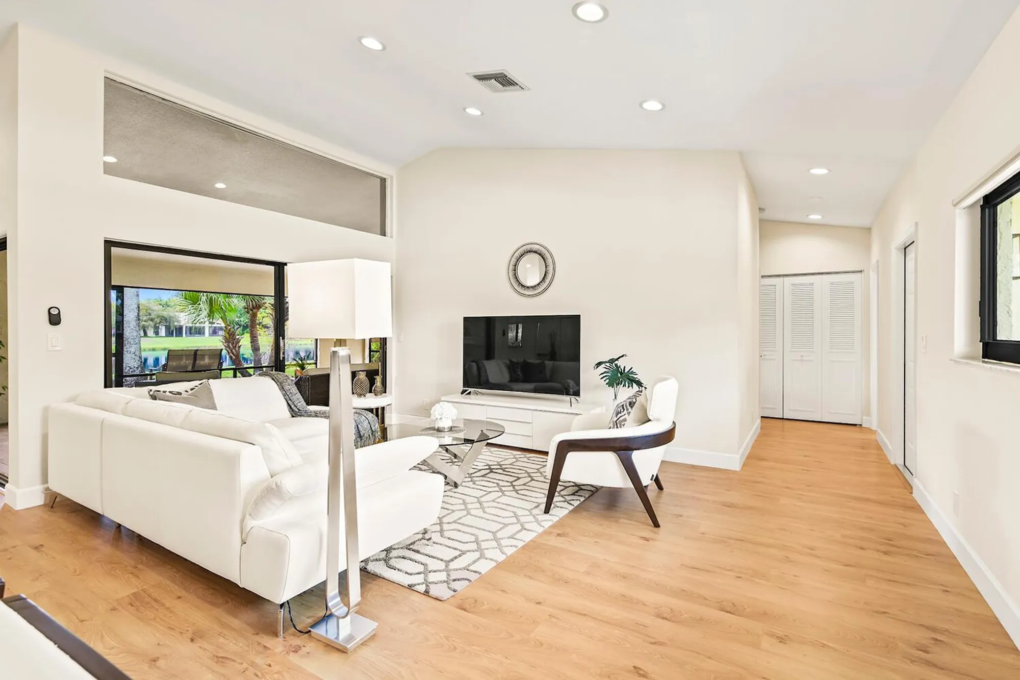 Property Slideshow image 11 of 34 | 6125 winding brook way, Delray Beach, FL, 33484