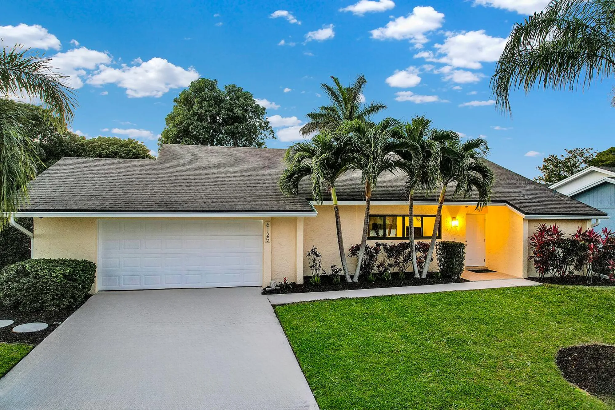 Property Slideshow image 22 of 34 | 6125 winding brook way, Delray Beach, FL, 33484