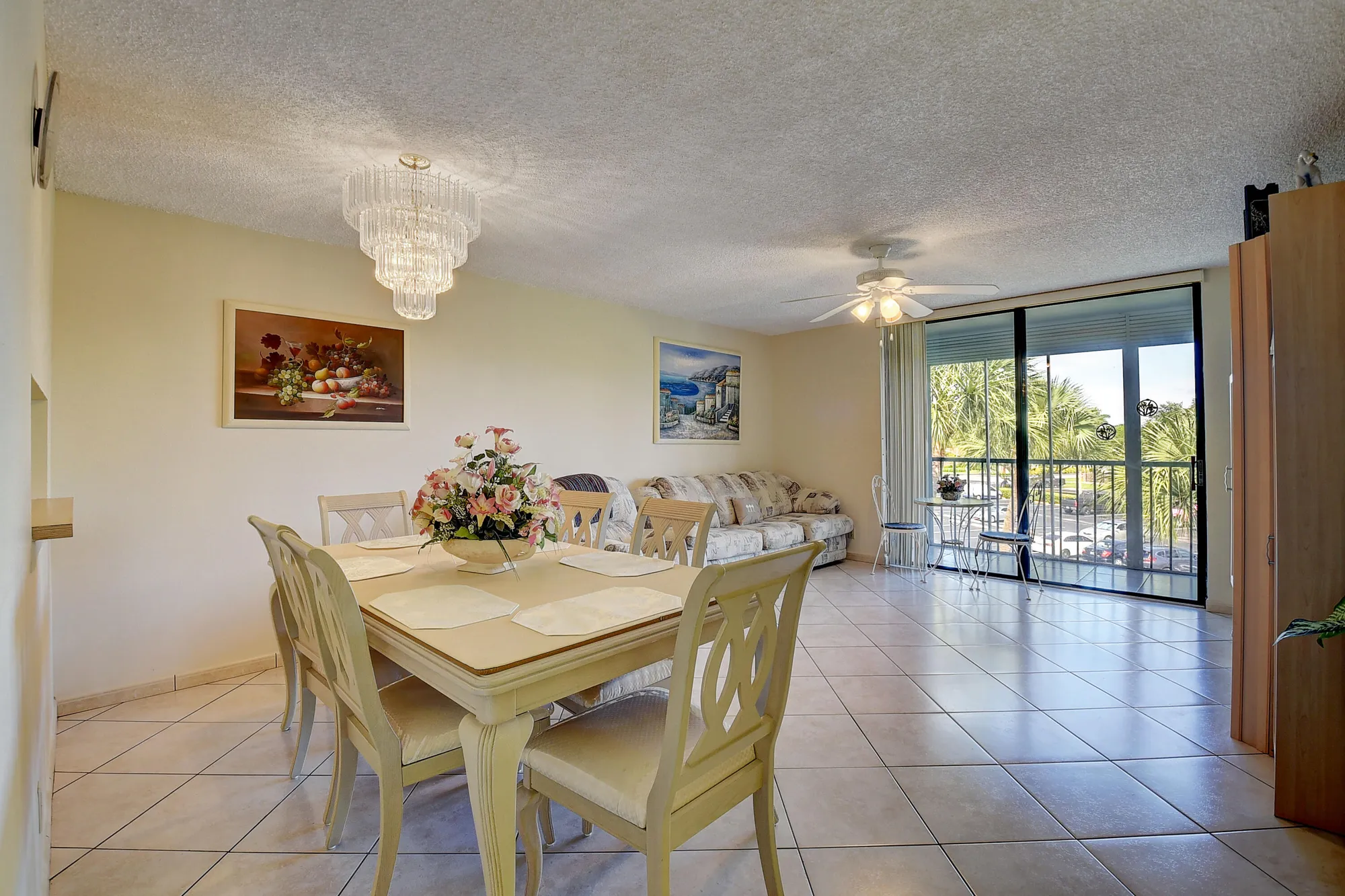 Property Slideshow image 8 of 47 | 5370 las verdes cir 324, Delray Beach, FL, 33484