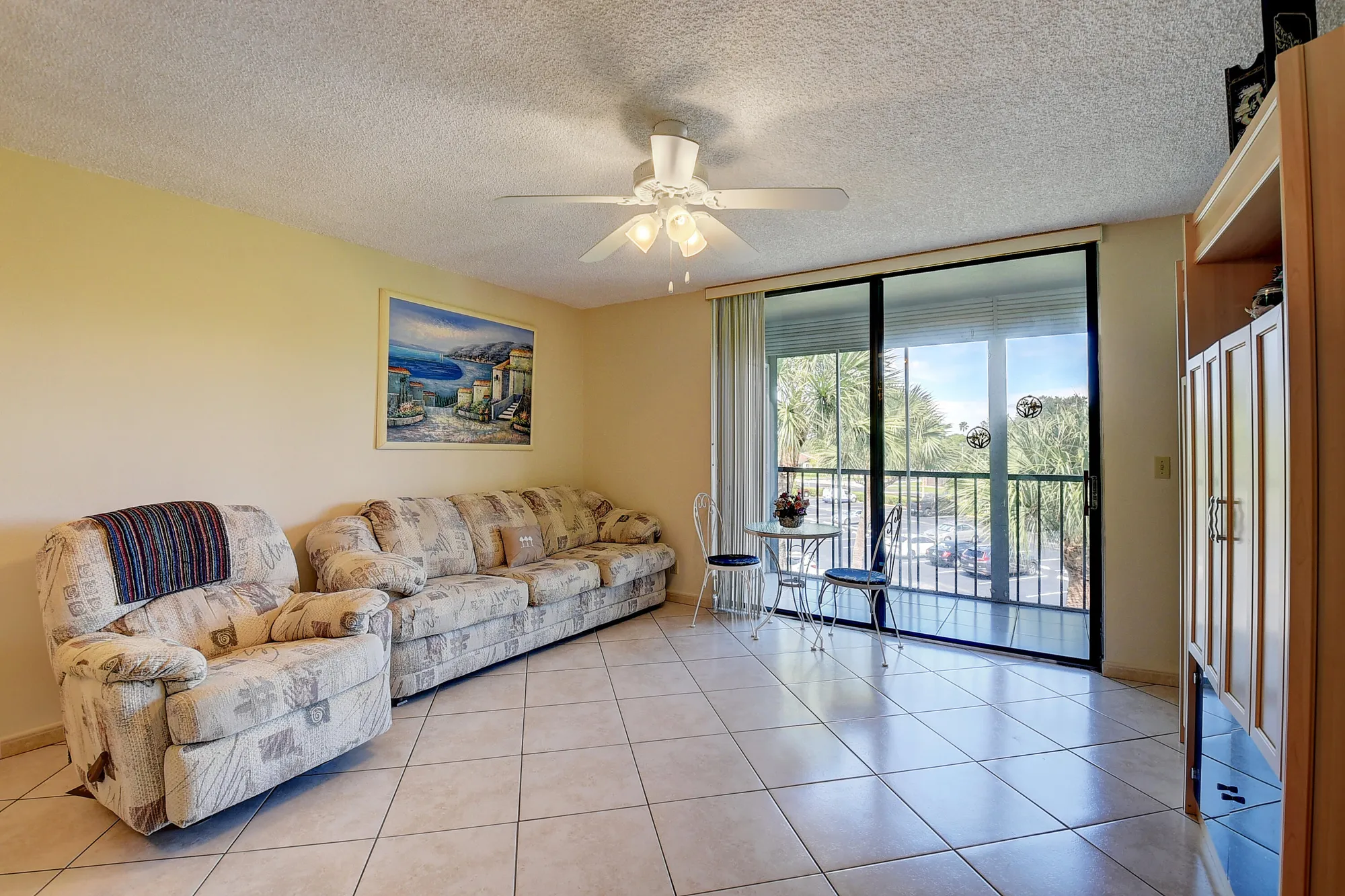 Property Slideshow image 9 of 47 | 5370 las verdes cir 324, Delray Beach, FL, 33484