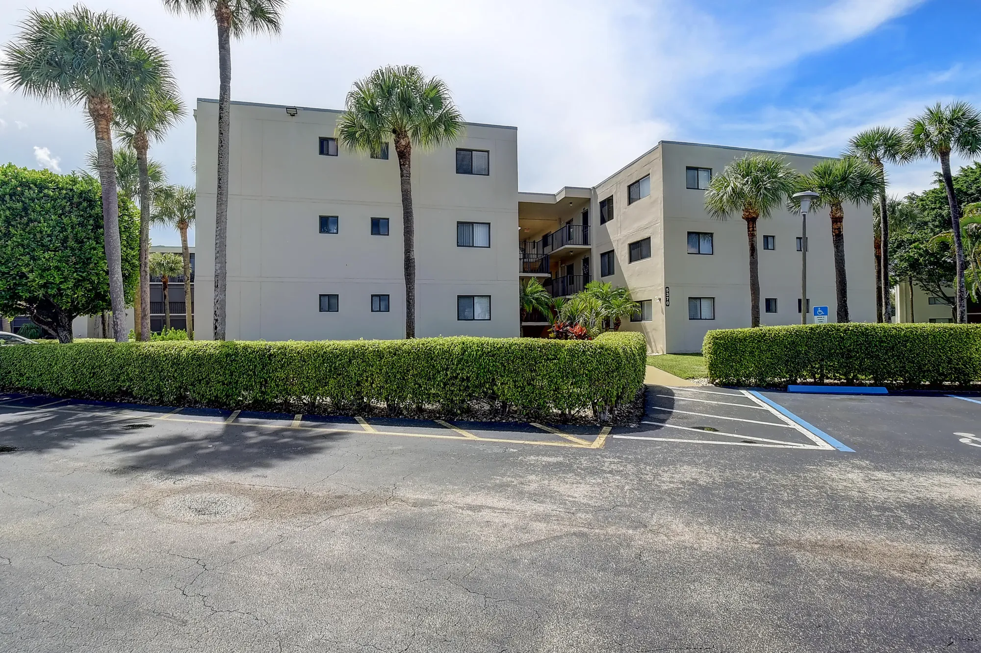 Property Slideshow image 3 of 47 | 5370 las verdes cir 324, Delray Beach, FL, 33484