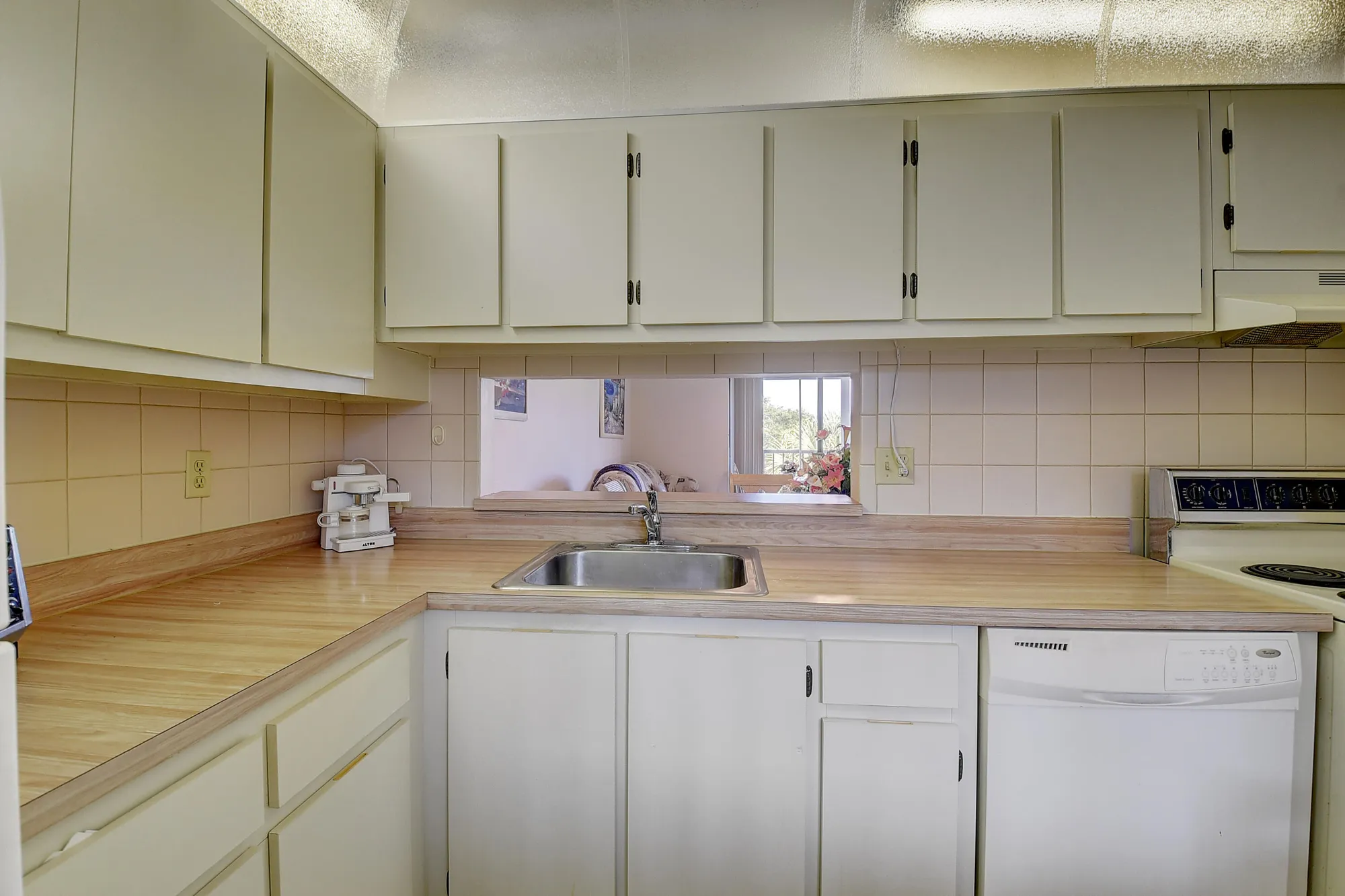 Property Slideshow image 14 of 47 | 5370 las verdes cir 324, Delray Beach, FL, 33484