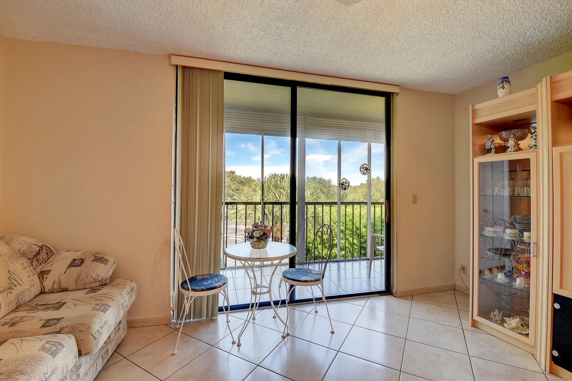 Property Slideshow image 23 of 47 | 5370 las verdes cir 324, Delray Beach, FL, 33484