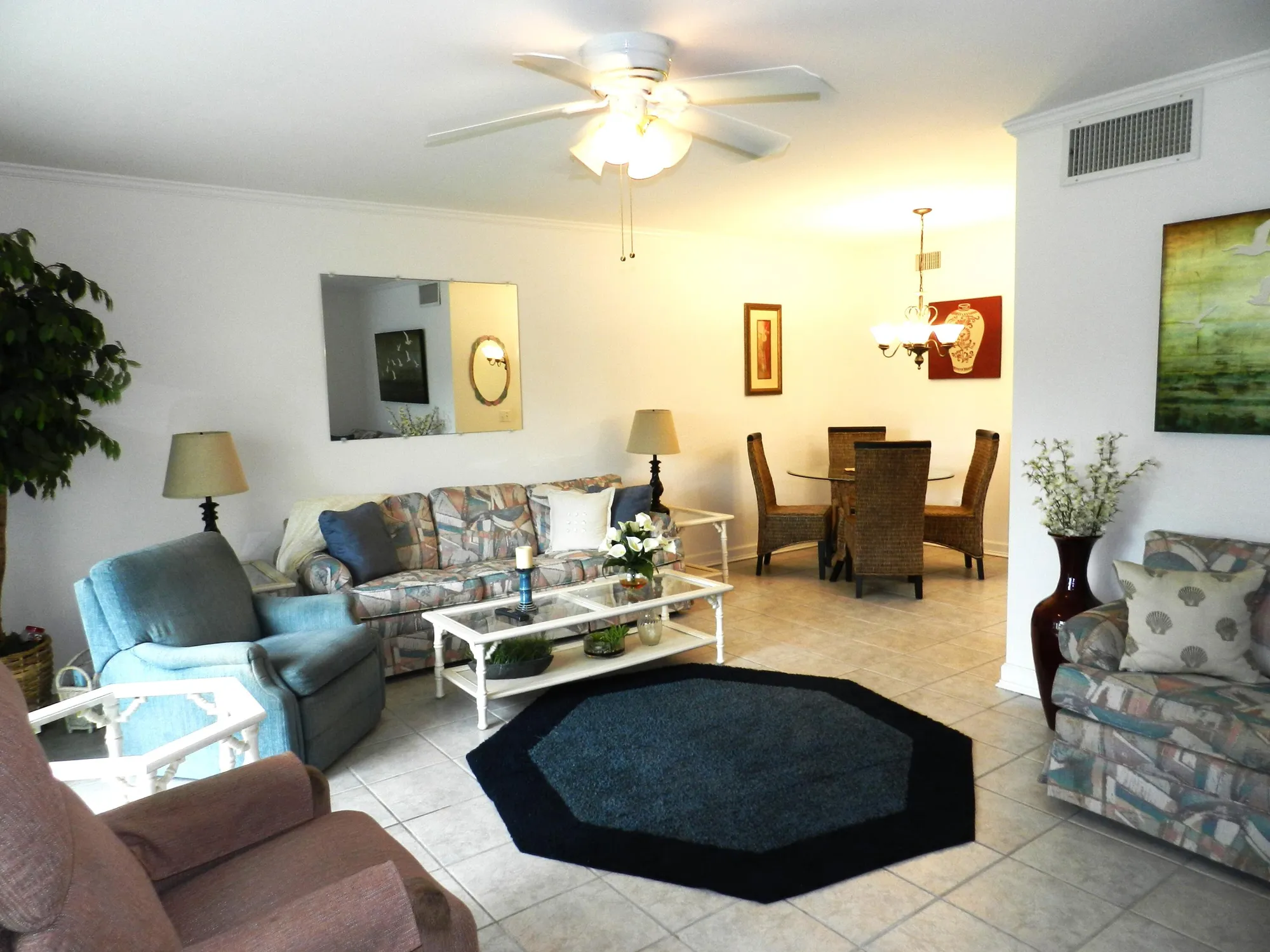 Property Slideshow image 1 of 10 | 320 north blvd 1c, Boynton Beach, FL, 33435