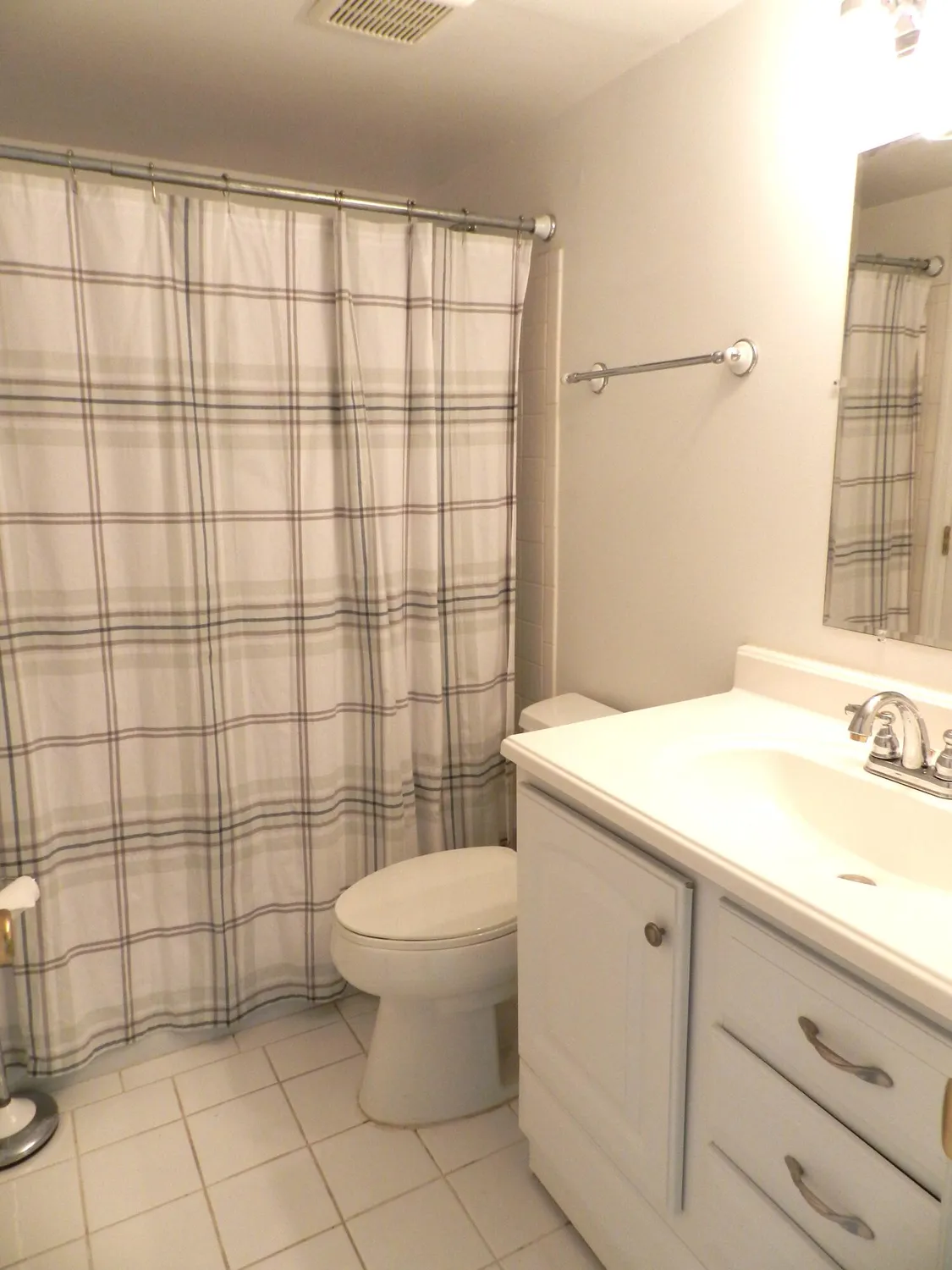 Property Slideshow image 10 of 10 | 320 north blvd 1c, Boynton Beach, FL, 33435