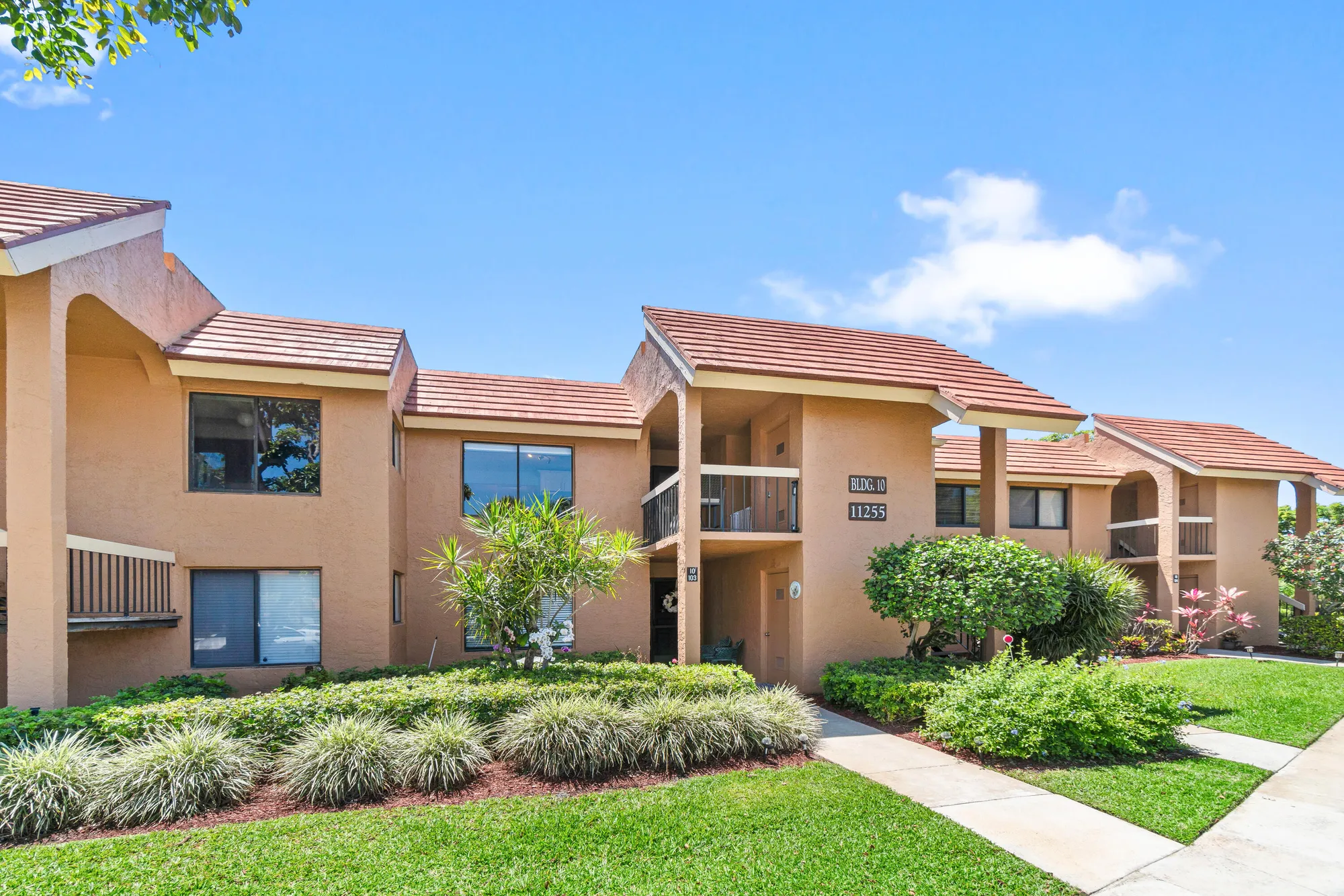 Property Slideshow image 5 of 36 | 11255 green lake dr apt 203, Boynton Beach, FL, 33437