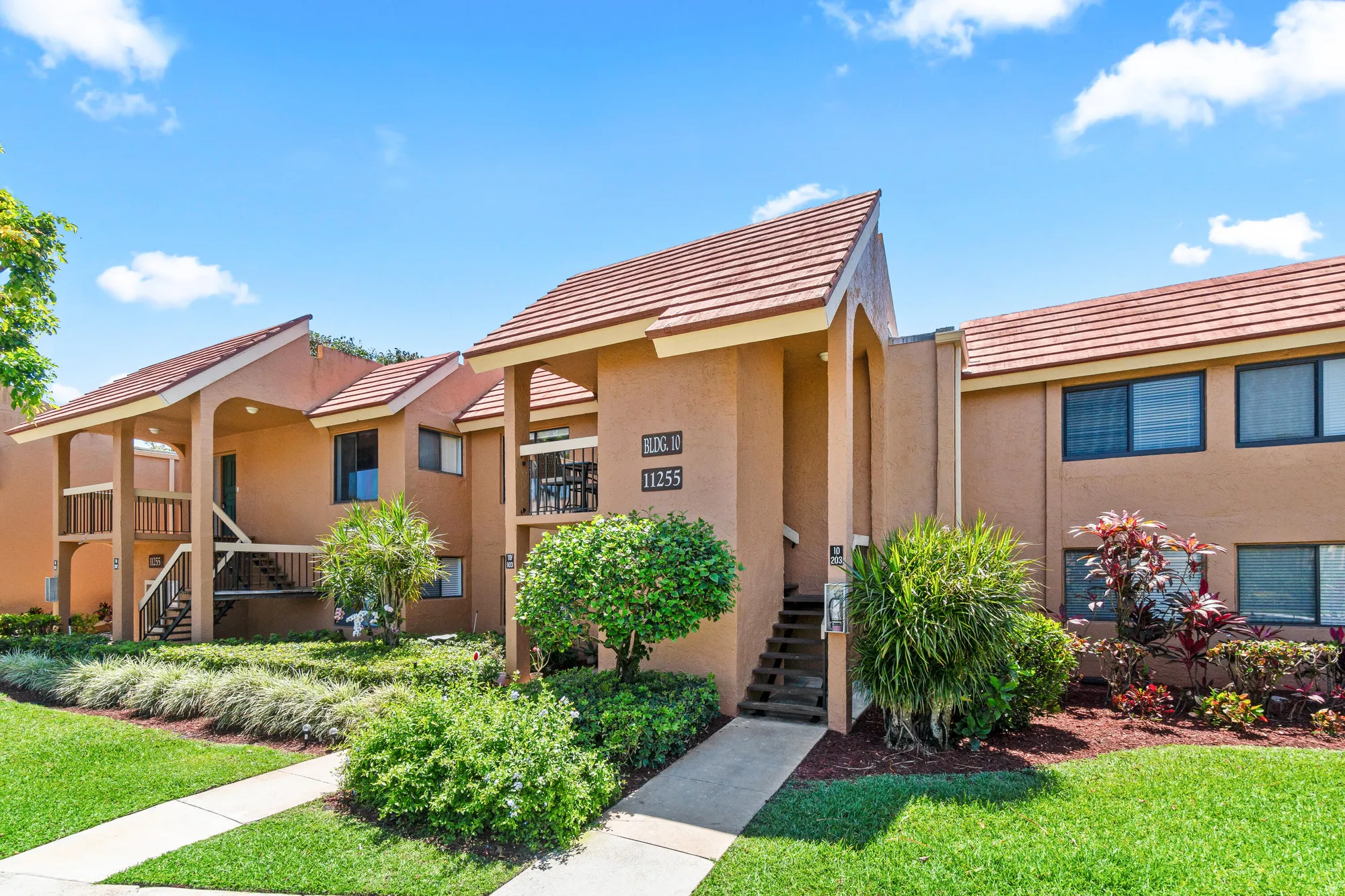 Property Slideshow image 7 of 36 | 11255 green lake dr apt 203, Boynton Beach, FL, 33437