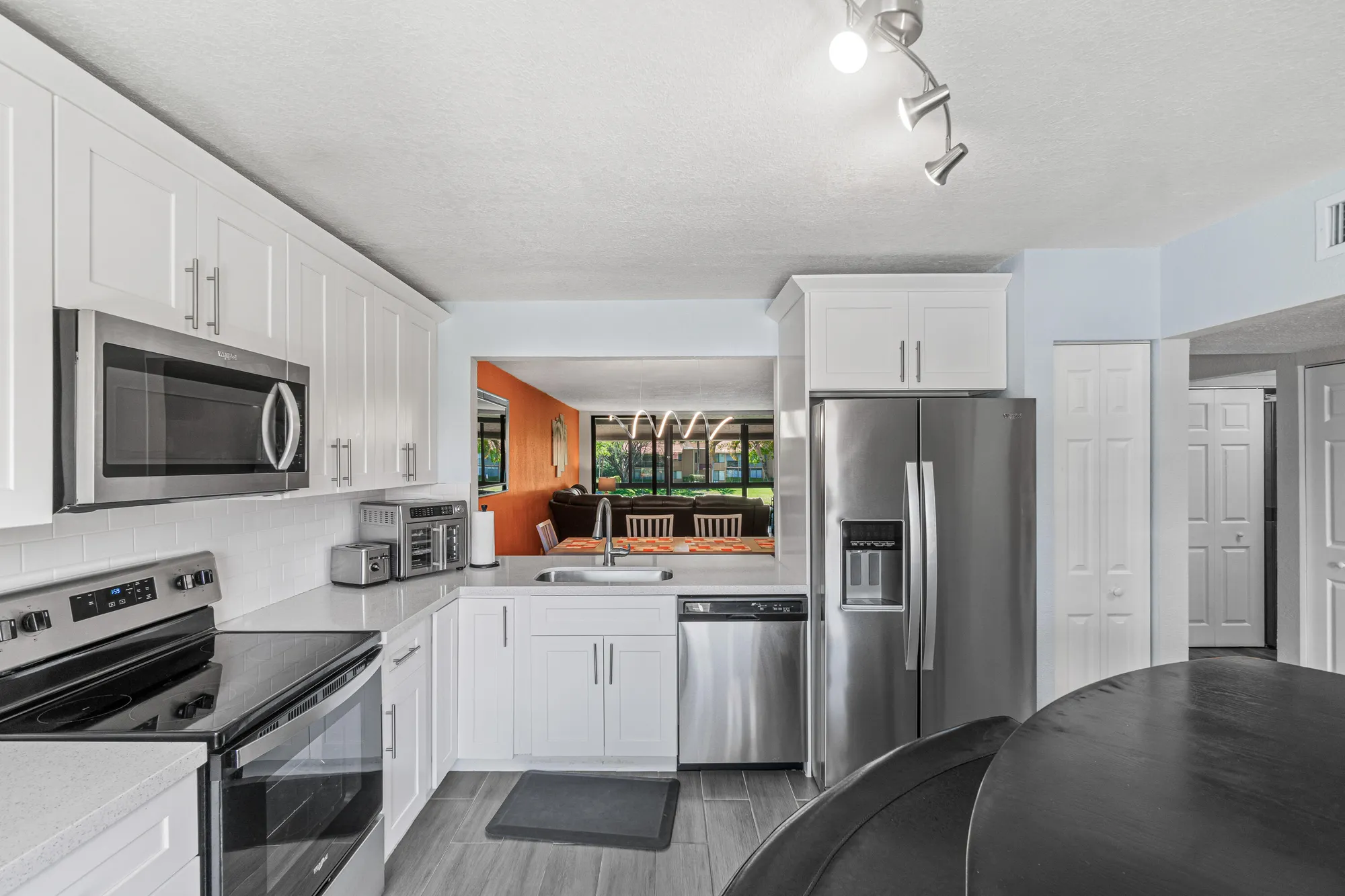 Property Slideshow image 15 of 36 | 11255 green lake dr apt 203, Boynton Beach, FL, 33437