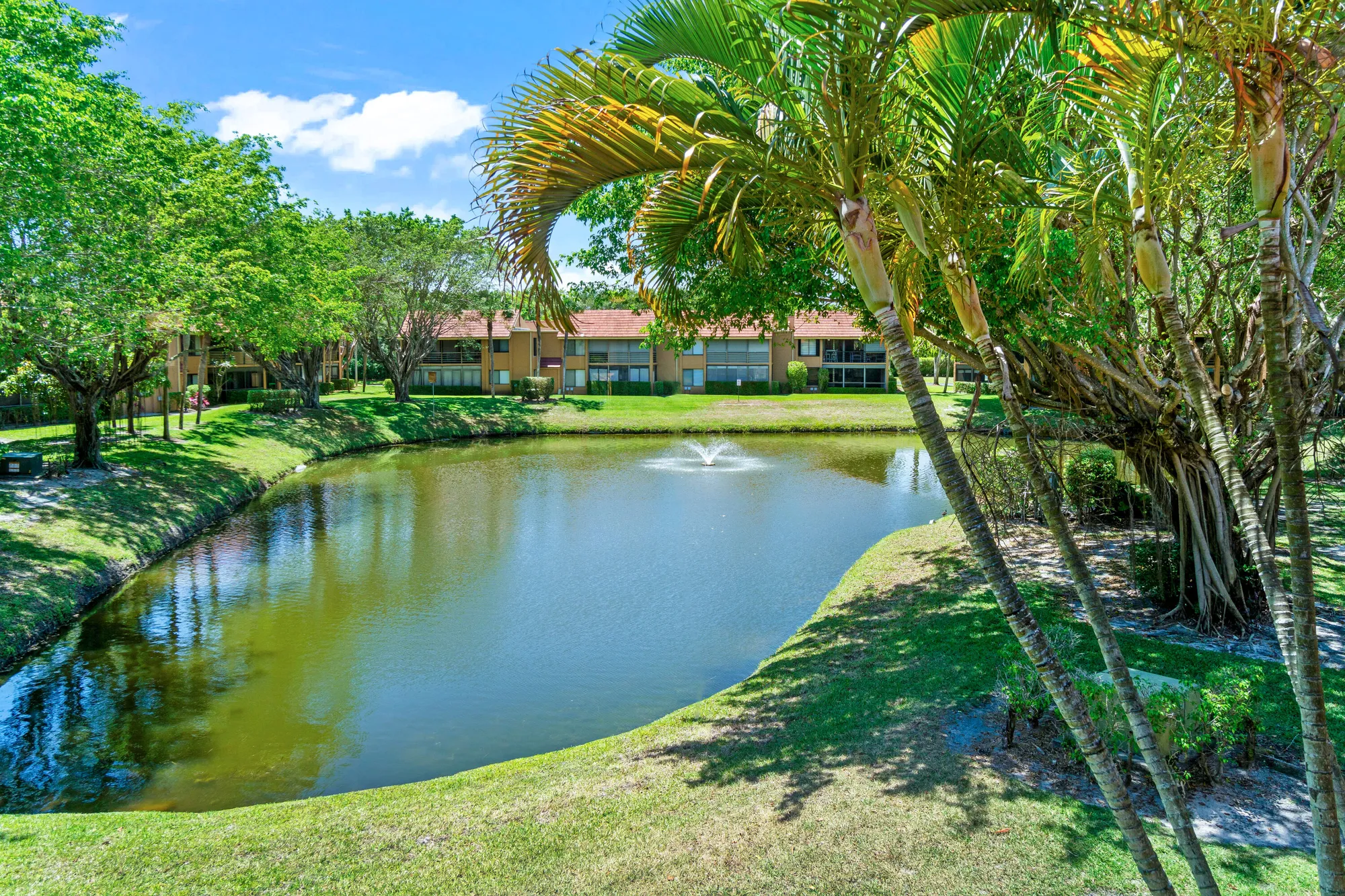 Property Slideshow image 27 of 36 | 11255 green lake dr apt 203, Boynton Beach, FL, 33437