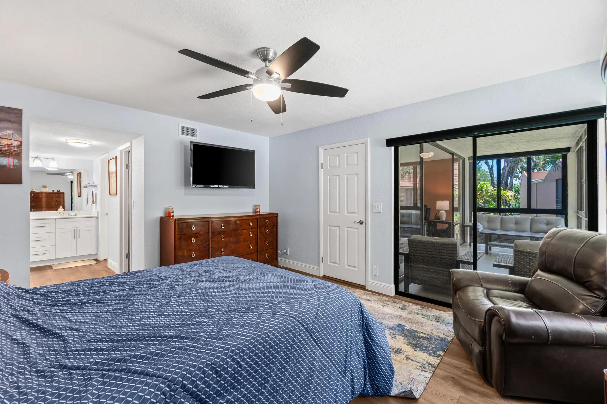 Property Slideshow image 20 of 36 | 11255 green lake dr apt 203, Boynton Beach, FL, 33437