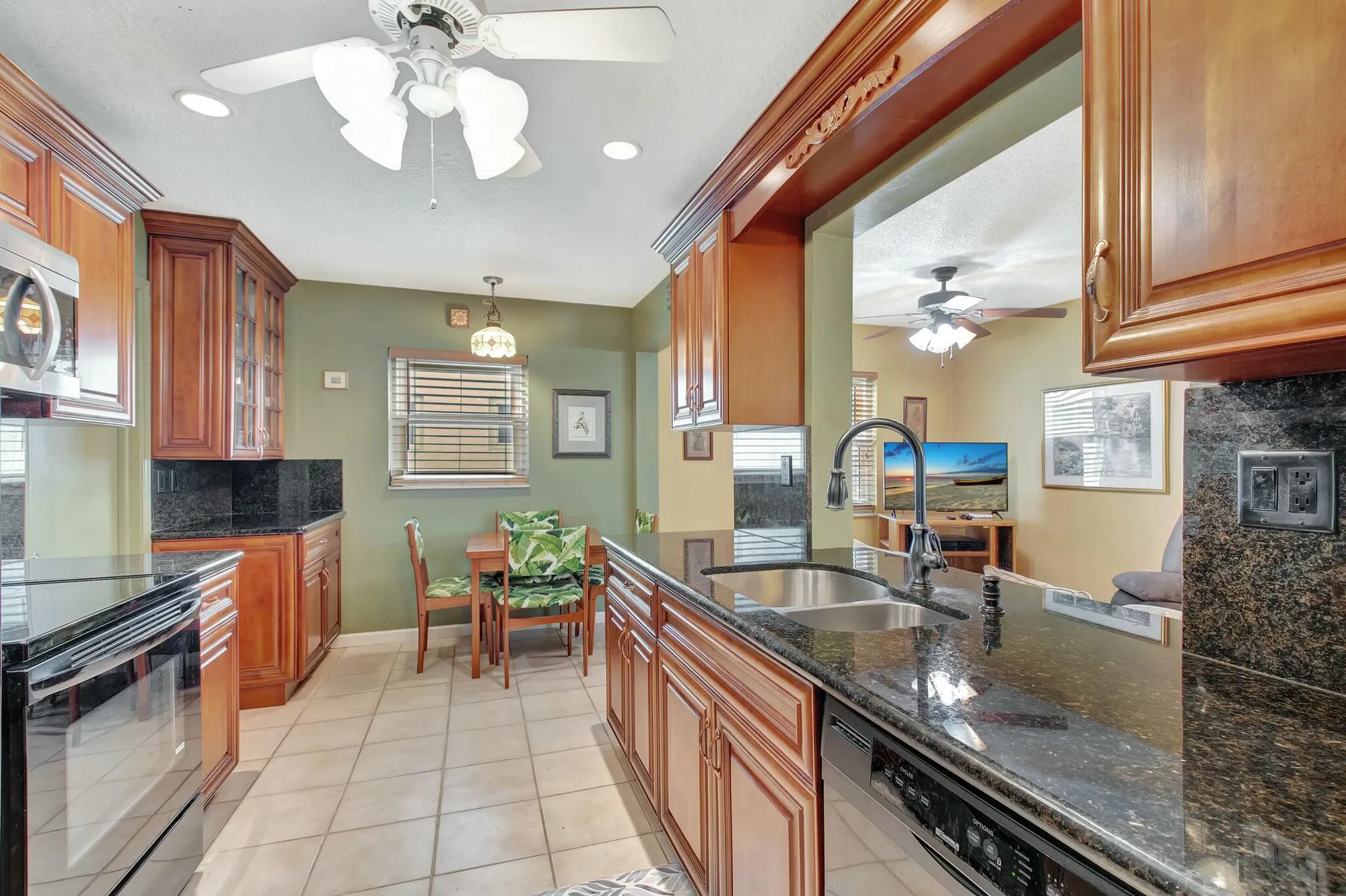 Property Slideshow image 18 of 44 | 1704 sw 16th st, Boynton Beach, FL, 33426
