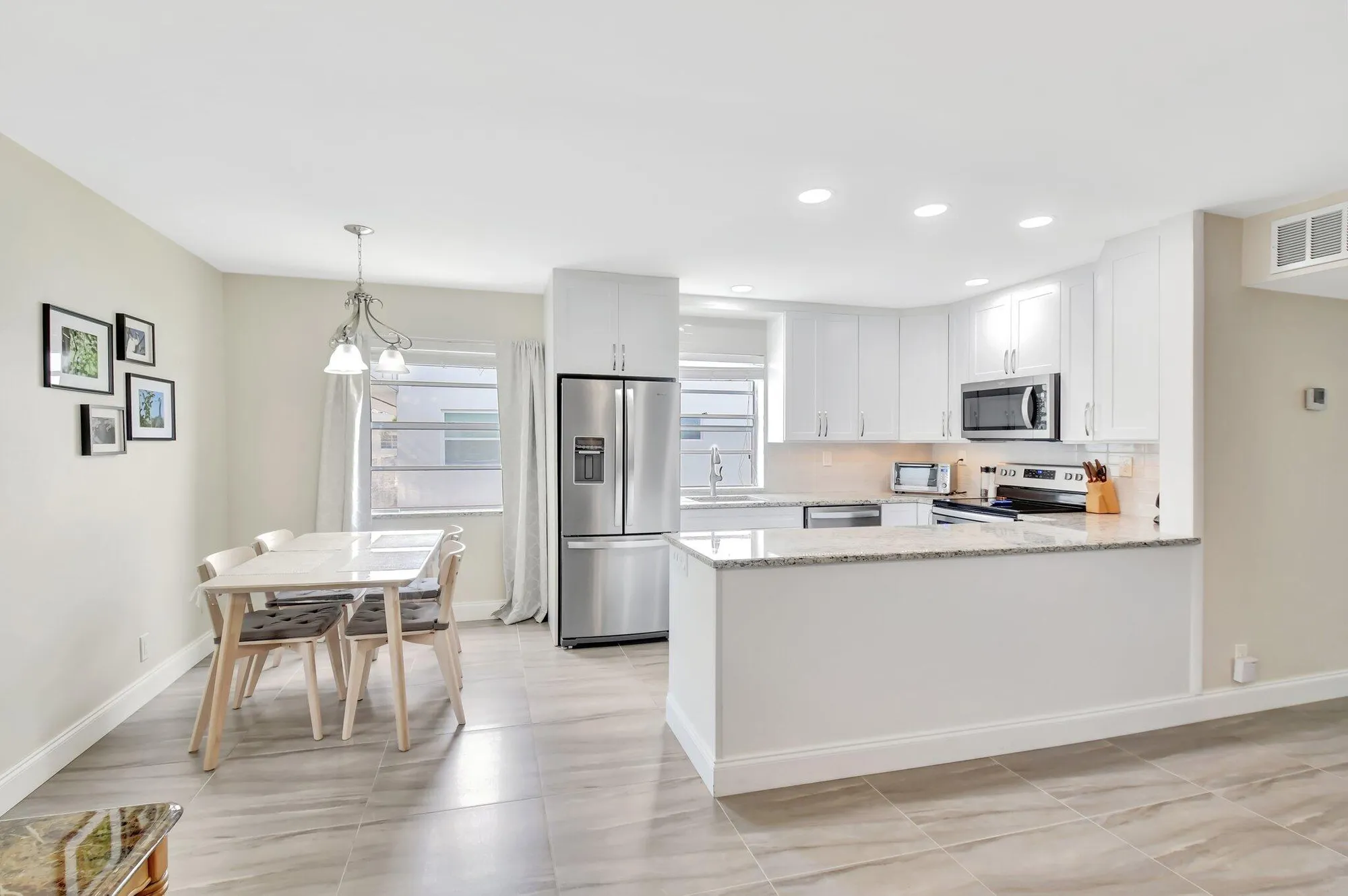 Property Slideshow image 8 of 66 | 413 normandy i, Delray Beach, FL, 33484