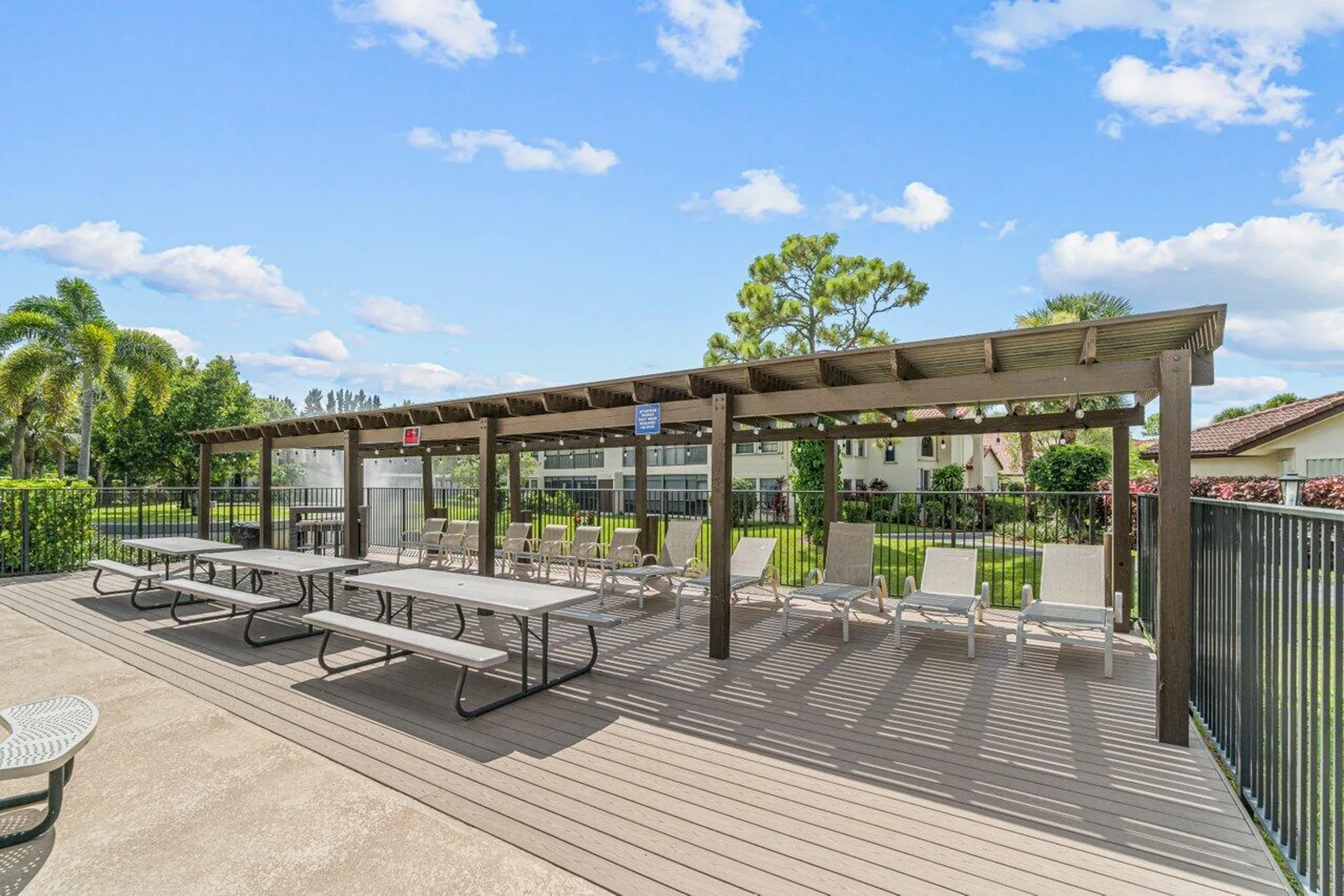 Property Slideshow image 17 of 21 | 3362 lucerne park dr # 421, Greenacres, FL, 33467