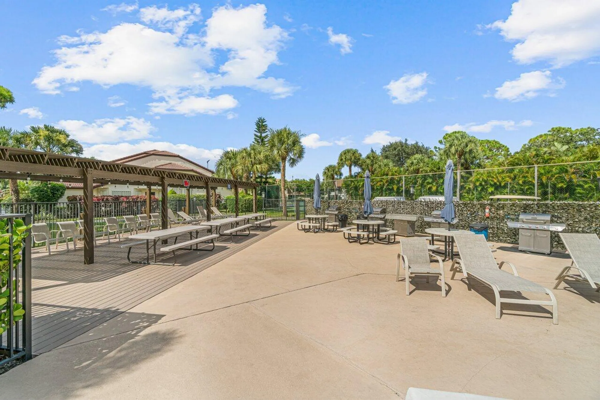 Property Slideshow image 16 of 21 | 3362 lucerne park dr # 421, Greenacres, FL, 33467
