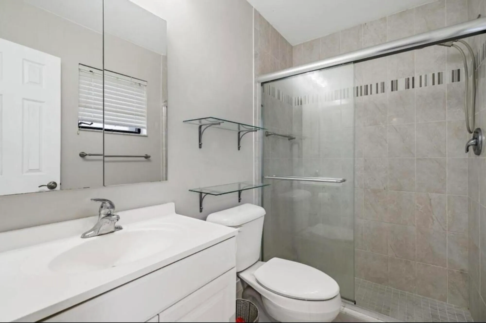 Property Slideshow image 11 of 15 | 6089 glentree ln, Greenacres, FL, 33463