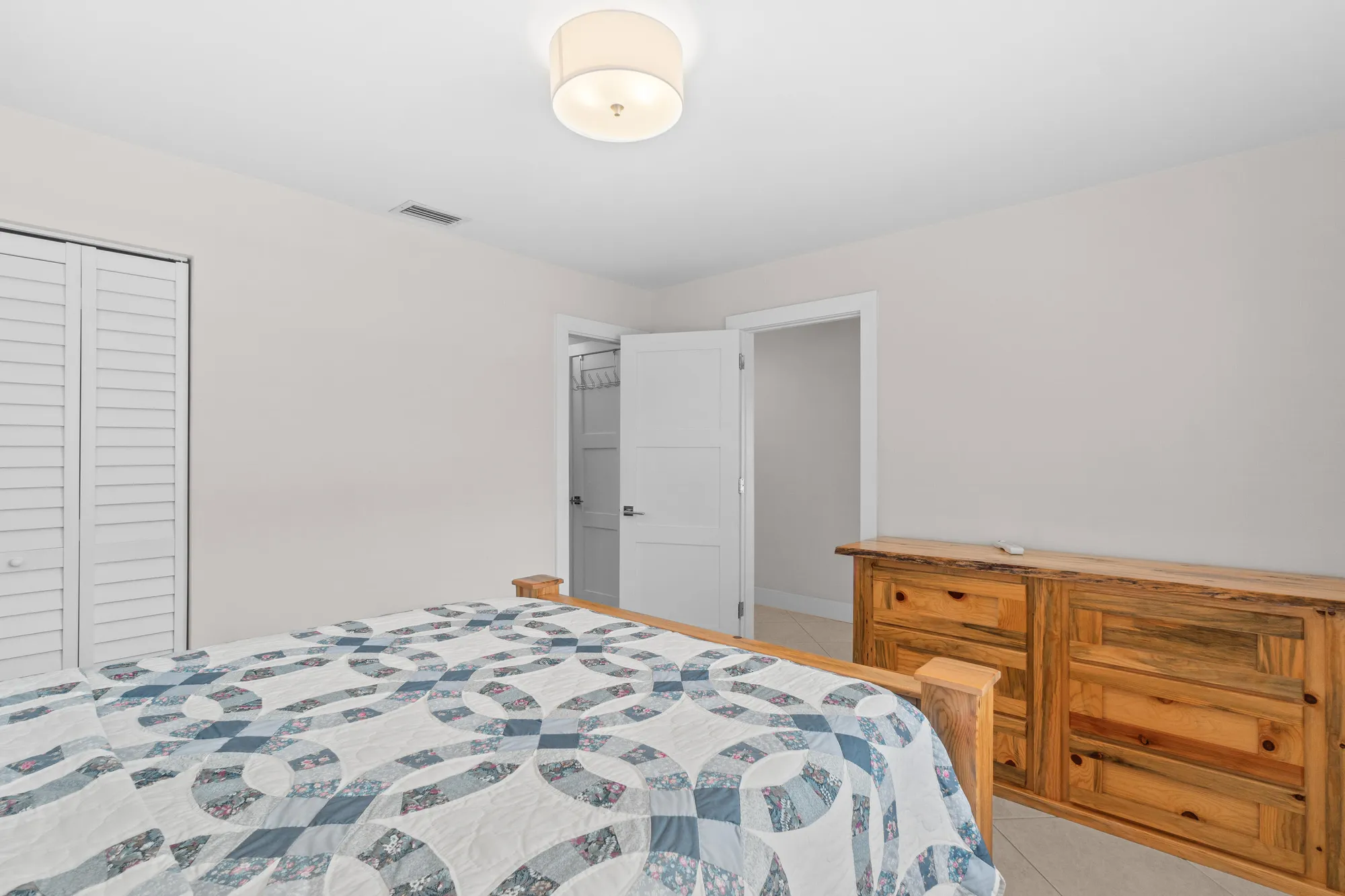 Property Slideshow image 23 of 45 | 5656 via delray b, Delray Beach, FL, 33484