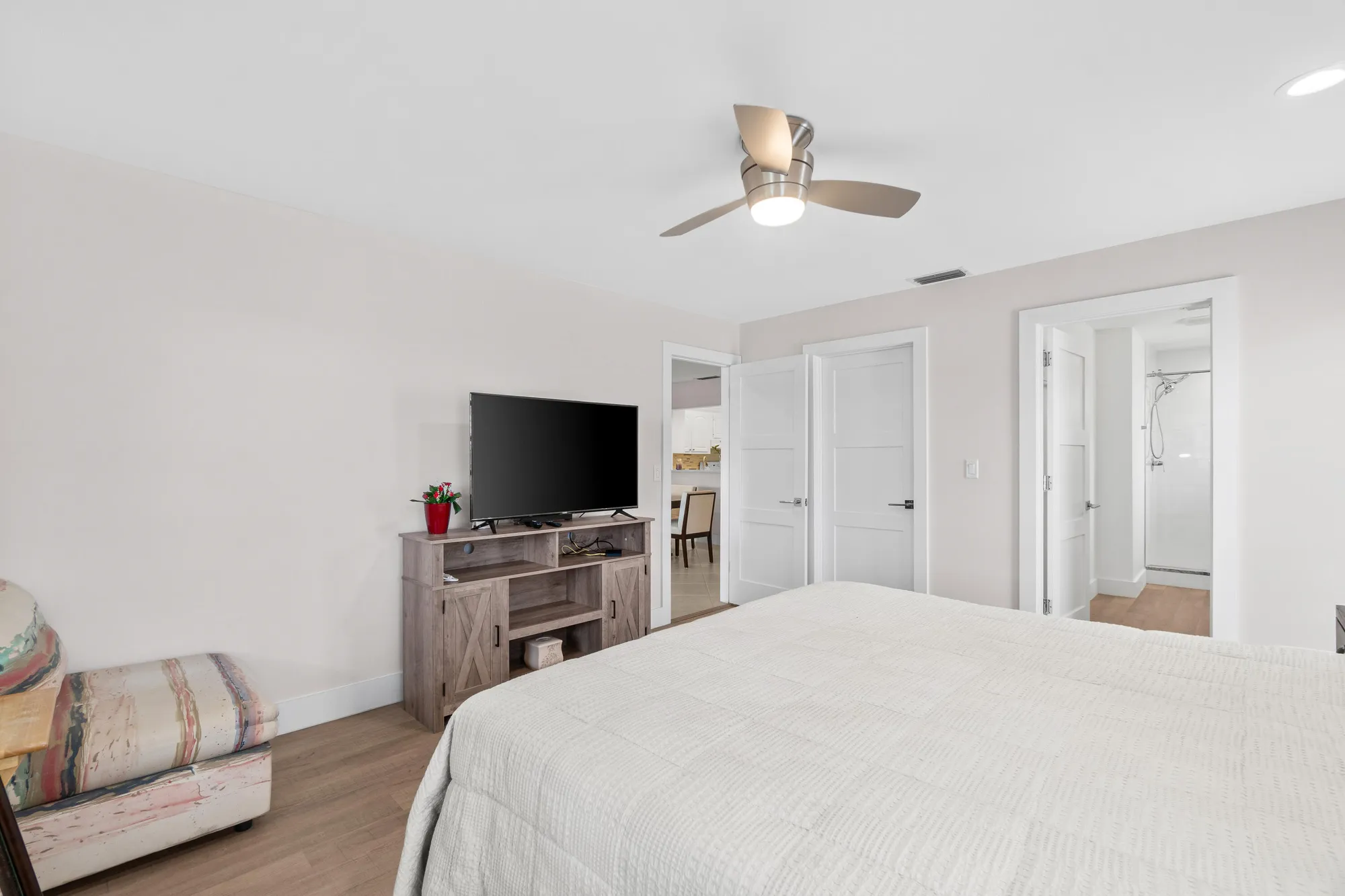 Property Slideshow image 16 of 45 | 5656 via delray b, Delray Beach, FL, 33484