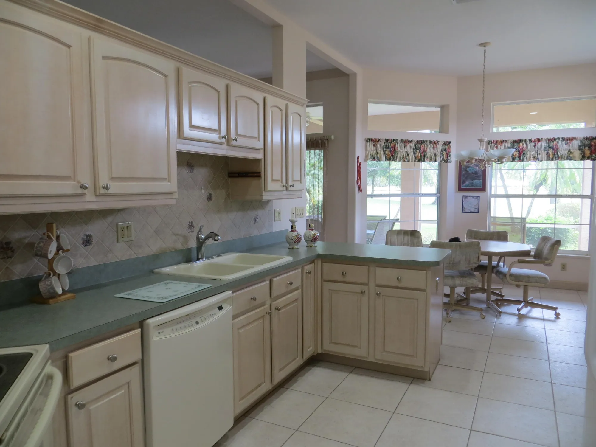 Property Slideshow image 20 of 41 | 9418 poinciana ct, Fort Pierce, FL, 34951
