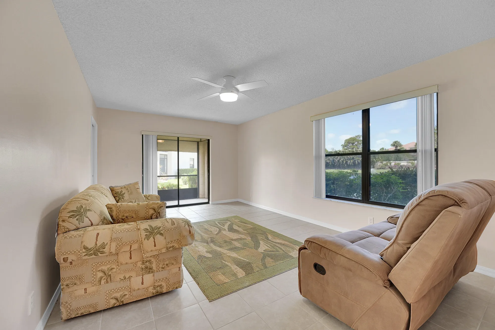 Property Slideshow image 12 of 62 | 361 sw south river dr 103, Stuart, FL, 34997