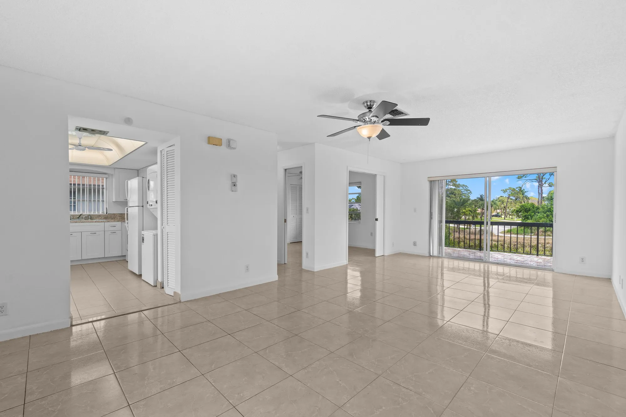 Property Slideshow image 2 of 42 | 13648 coconut palm ct b, Delray Beach, FL, 33484