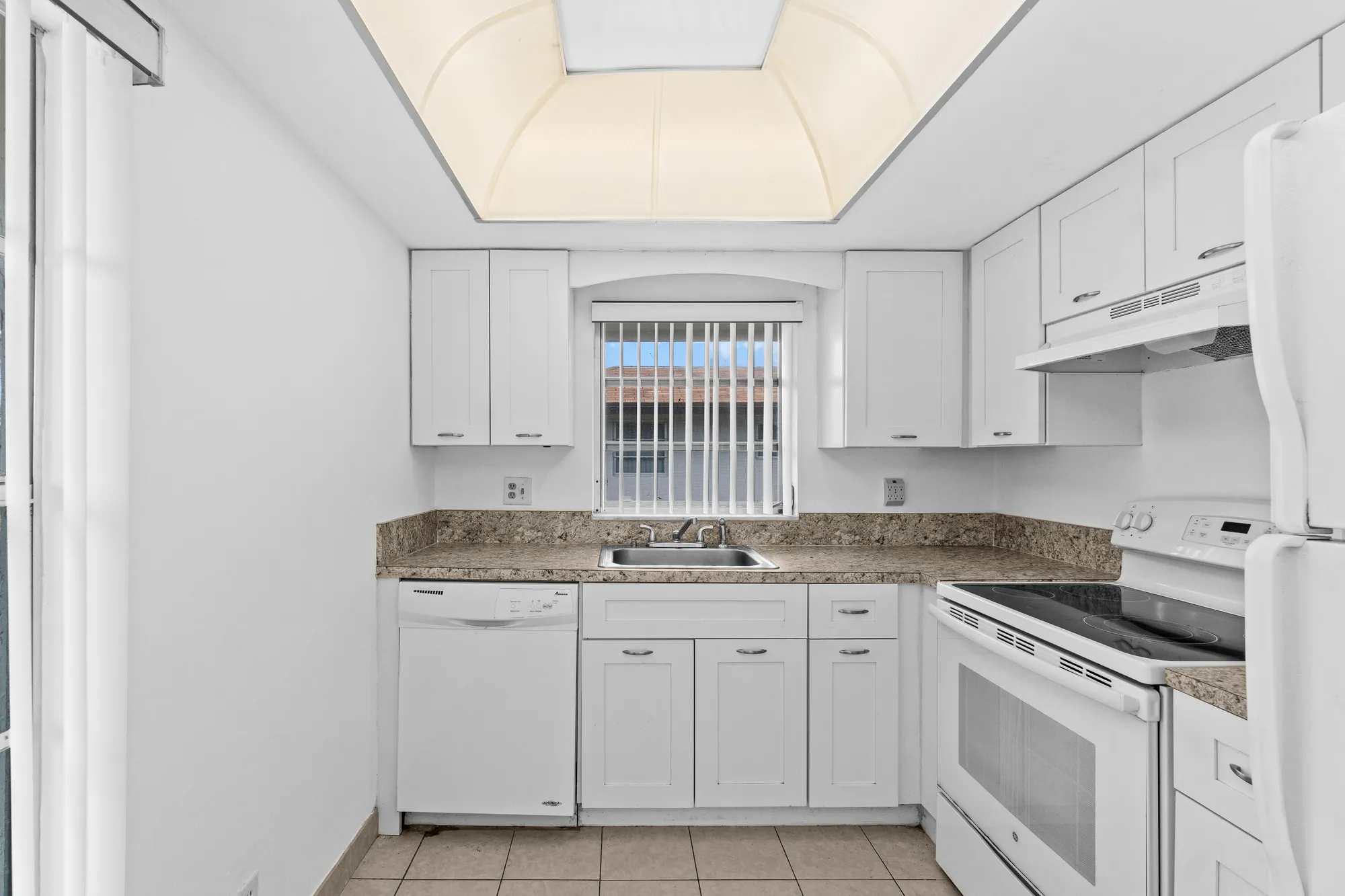 Property Slideshow image 6 of 42 | 13648 coconut palm ct b, Delray Beach, FL, 33484