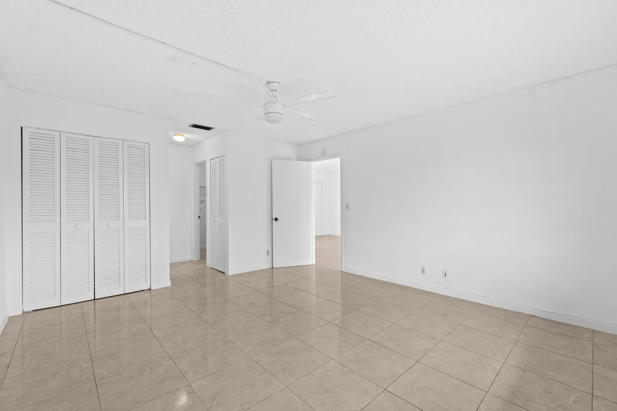 Property Slideshow image 12 of 42 | 13648 coconut palm ct b, Delray Beach, FL, 33484