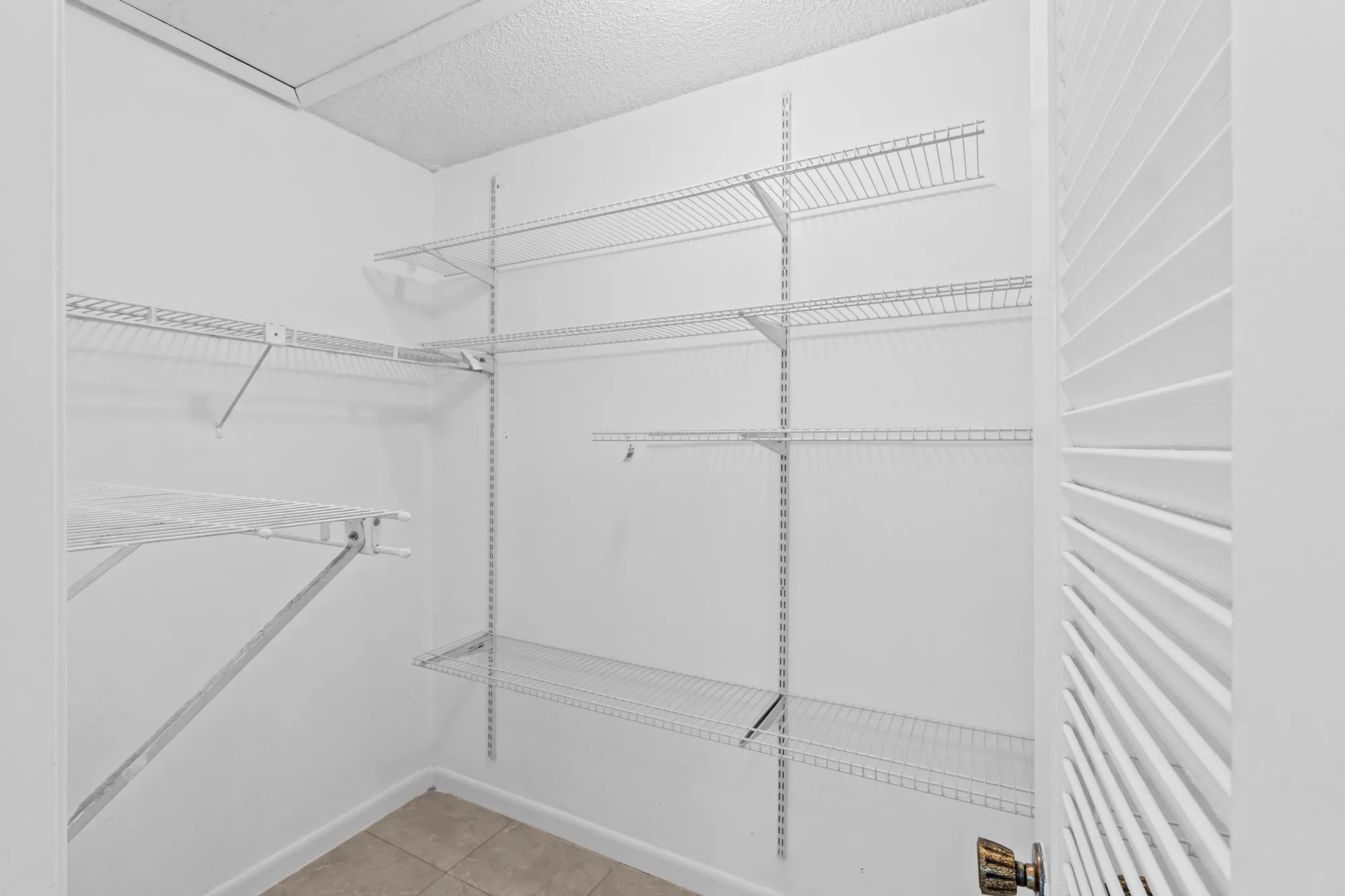 Property Slideshow image 13 of 42 | 13648 coconut palm ct b, Delray Beach, FL, 33484