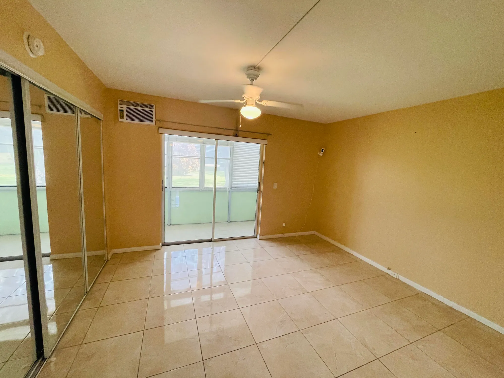 Property Slideshow image 18 of 39 | 142 sussex h, West Palm Beach, FL, 33417