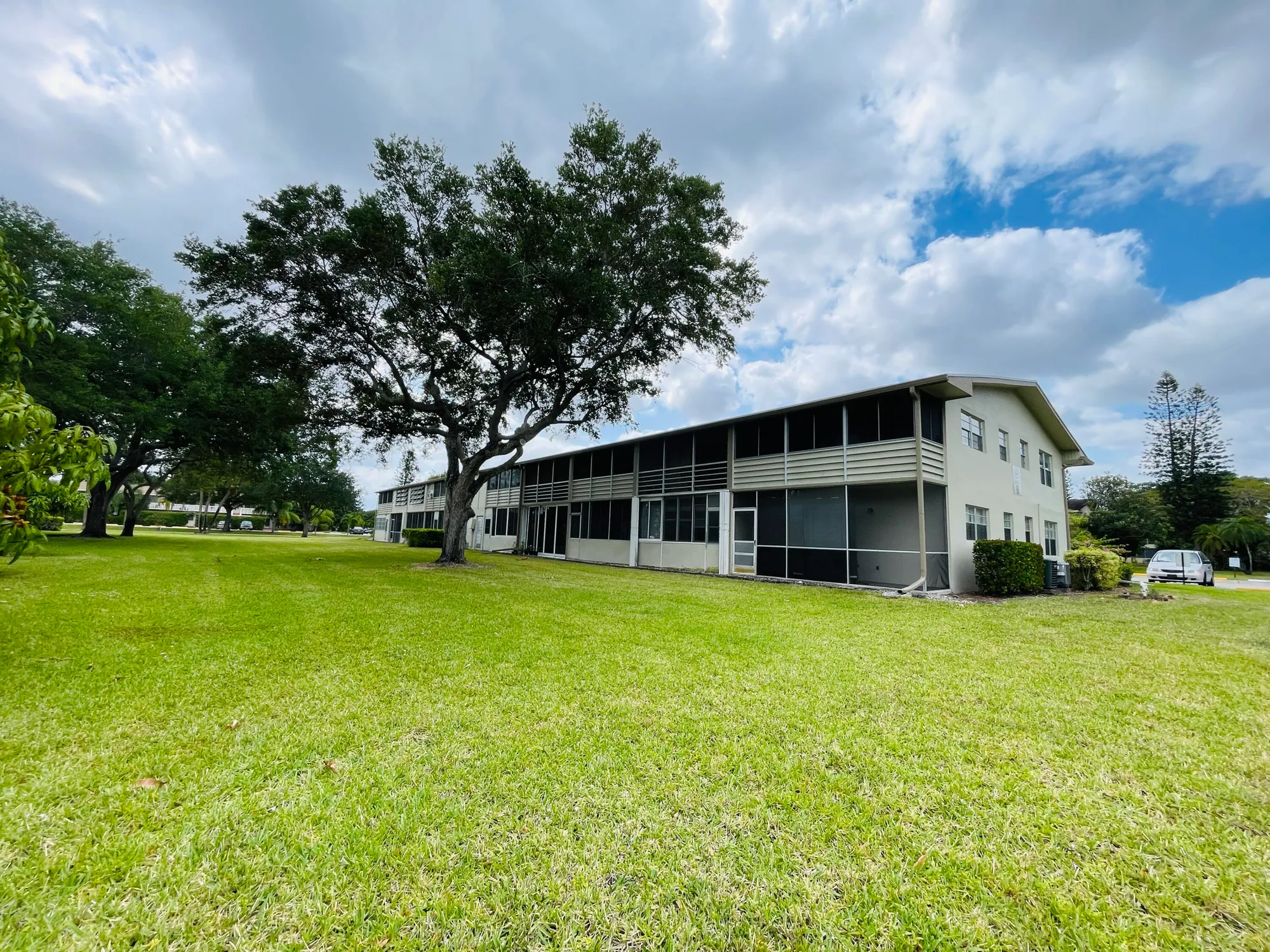 Property Slideshow image 30 of 39 | 142 sussex h, West Palm Beach, FL, 33417