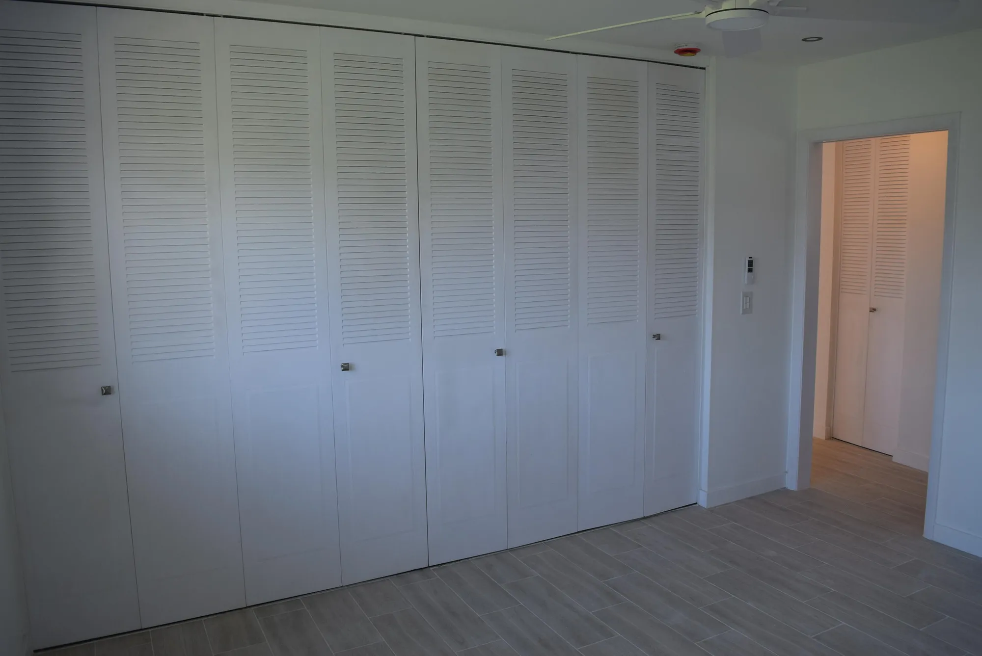 Property Slideshow image 33 of 74 | 2747 dudley dr d, West Palm Beach, FL, 33415