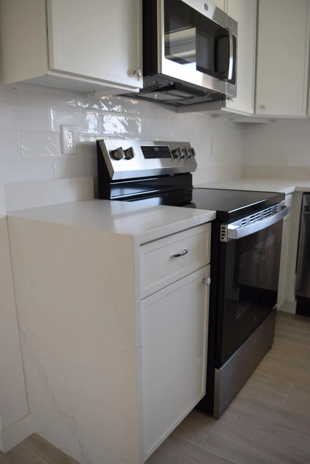 Property Slideshow image 25 of 74 | 2747 dudley dr d, West Palm Beach, FL, 33415