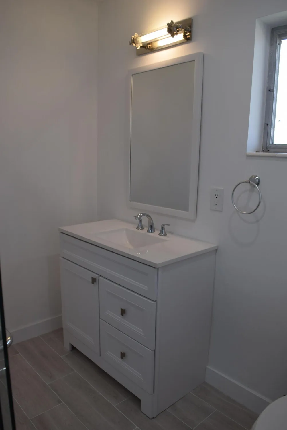 Property Slideshow image 37 of 74 | 2747 dudley dr d, West Palm Beach, FL, 33415