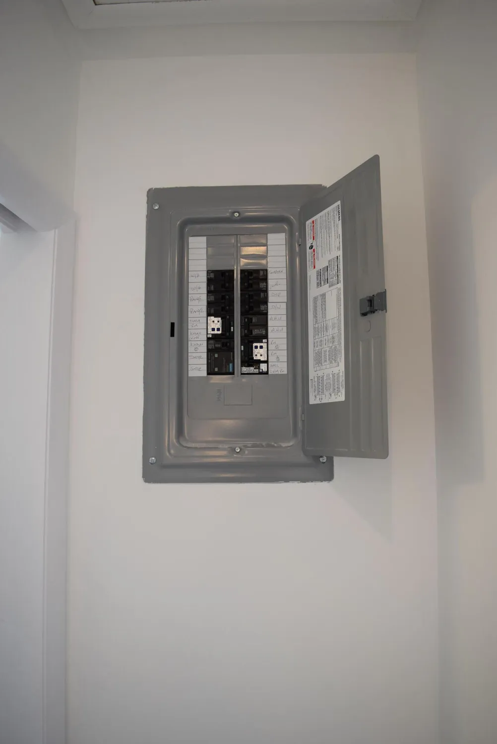 Property Slideshow image 46 of 74 | 2747 dudley dr d, West Palm Beach, FL, 33415