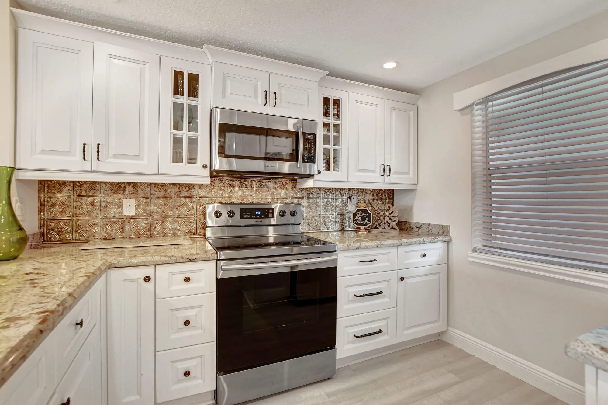 Property Slideshow image 3 of 29 | 9810 marina blvd apt 1120, Boca Raton, FL, 33428