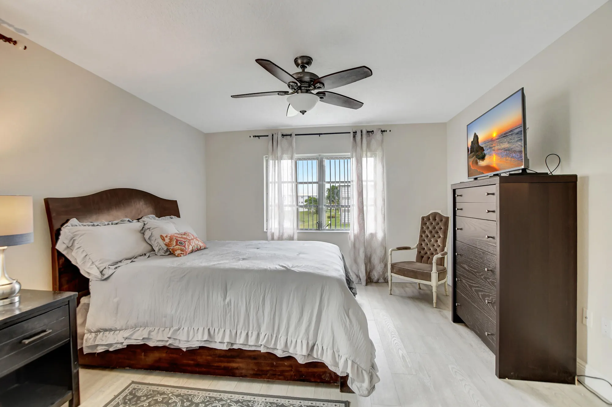 Property Slideshow image 14 of 29 | 9810 marina blvd apt 1120, Boca Raton, FL, 33428